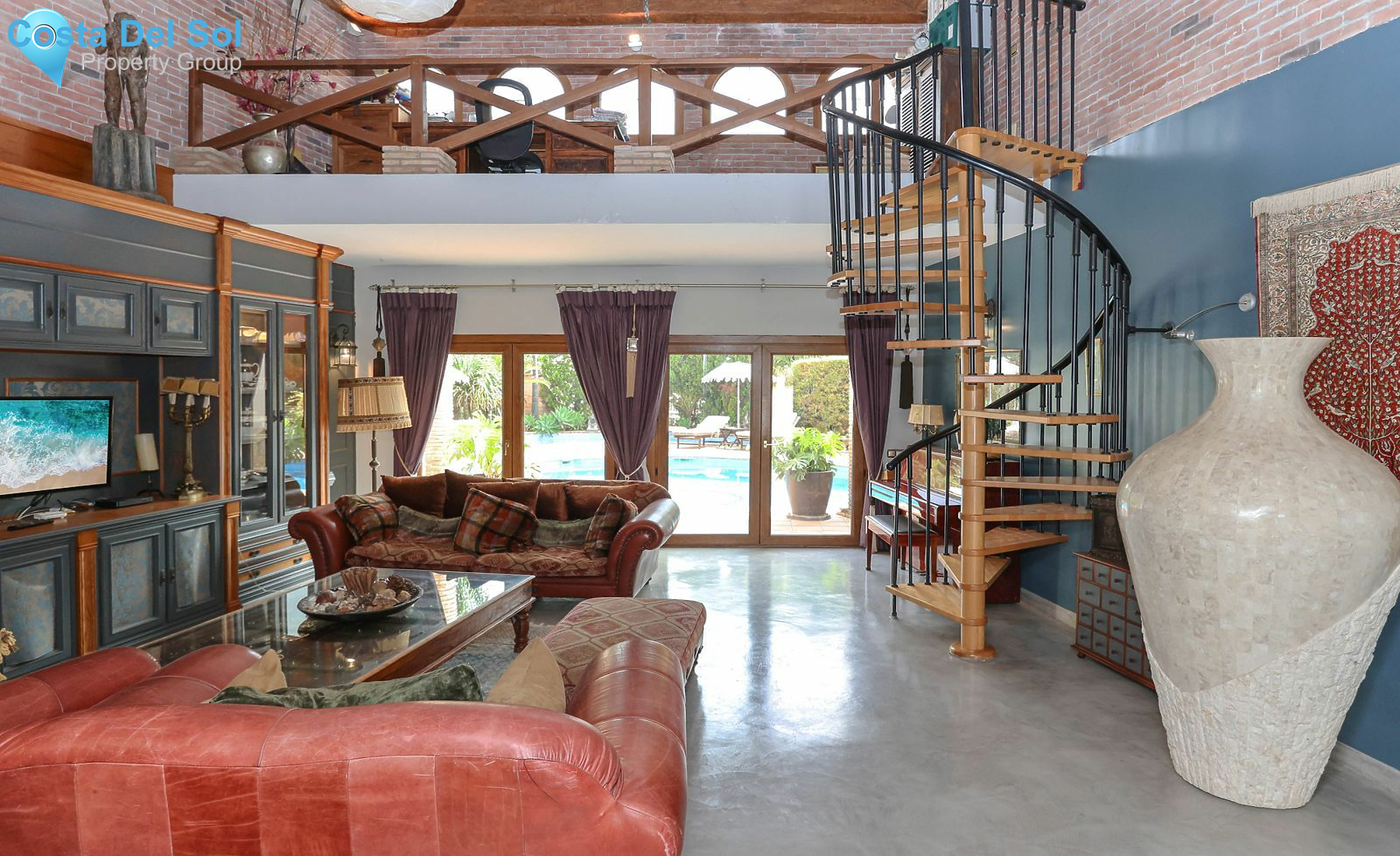 Detached Villa in Alhaurín de la Torre-1431215