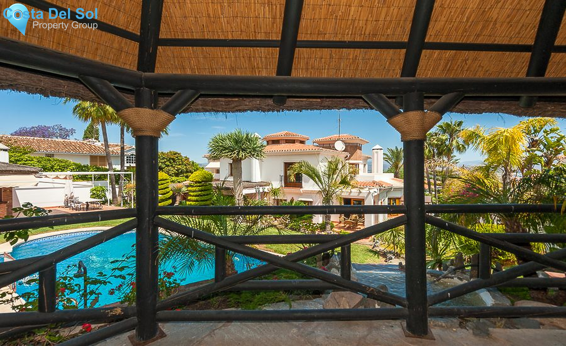 Detached Villa in Alhaurín de la Torre-1489016