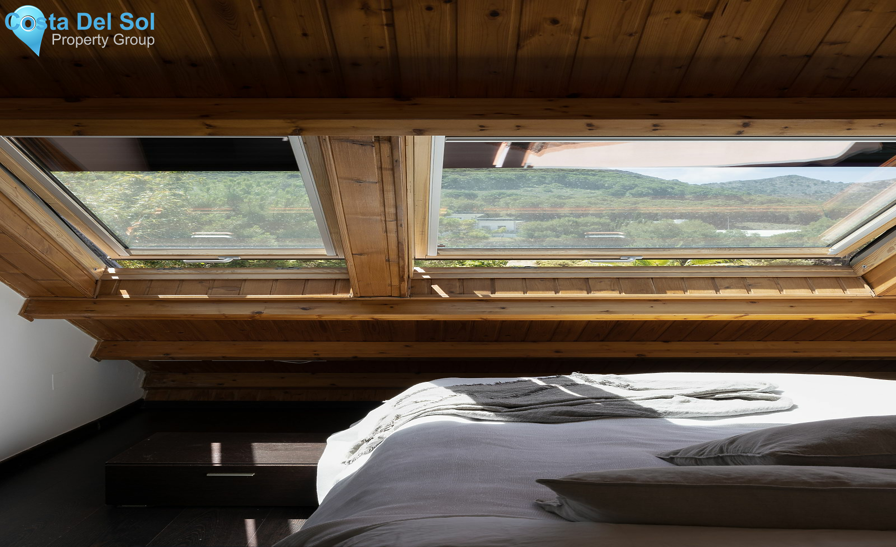 Detached Villa in Alhaurín de la Torre-1489807