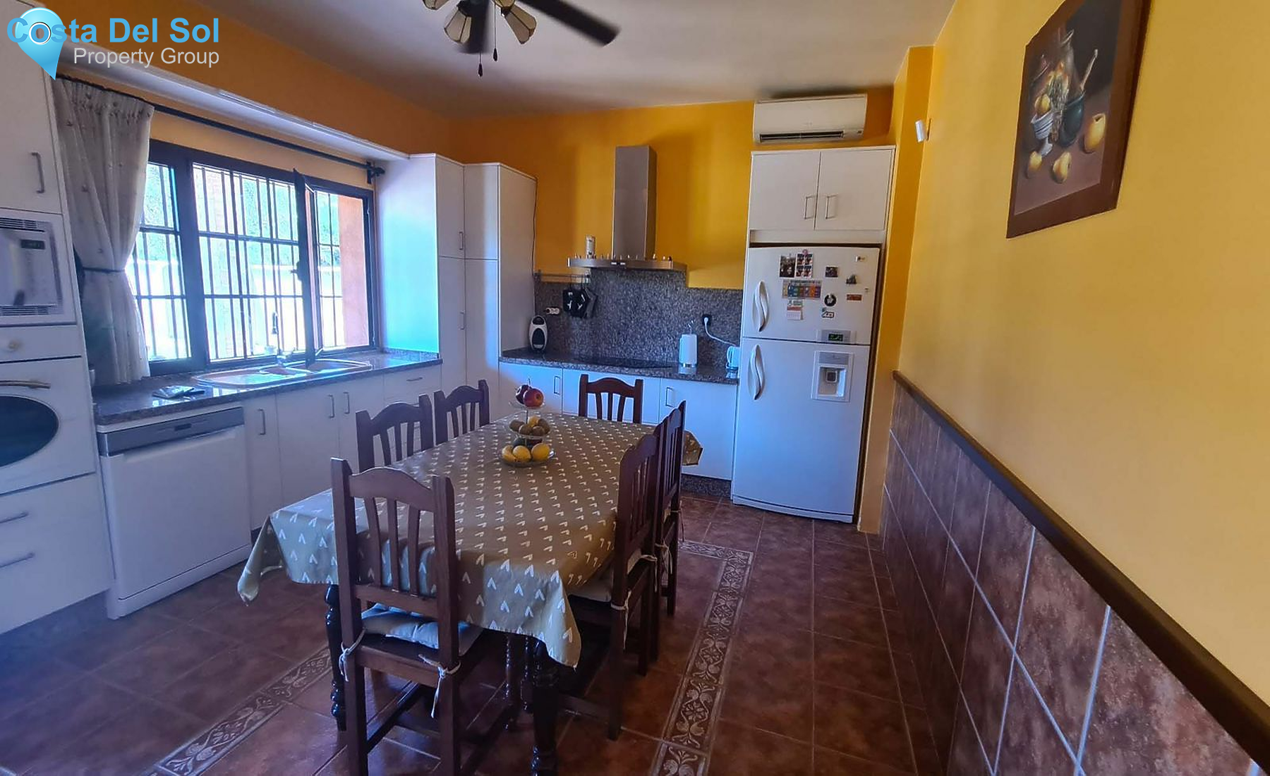 Detached Villa in Alhaurín de la Torre-1530035