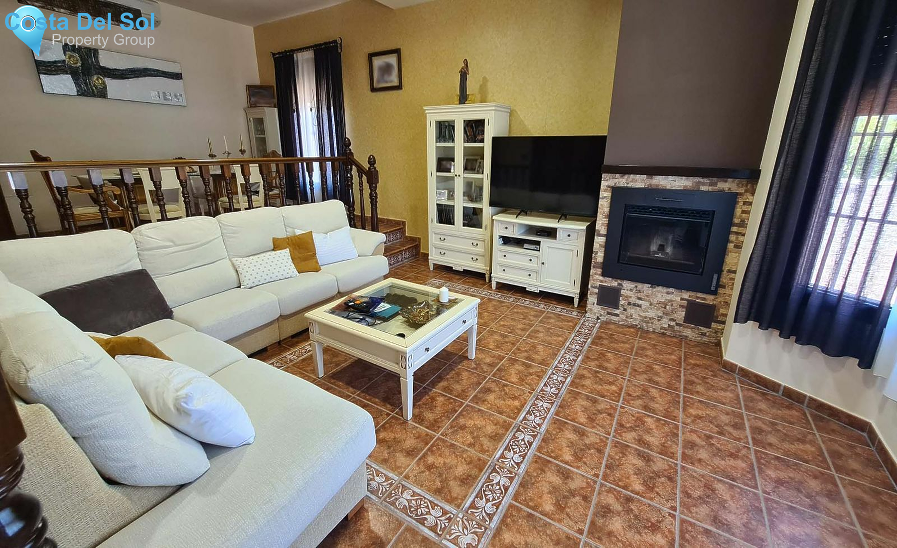 Detached Villa in Alhaurín de la Torre-1530036