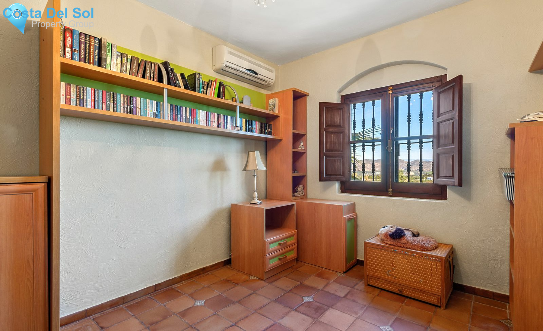 Detached Villa in Alhaurín el Grande-1192825