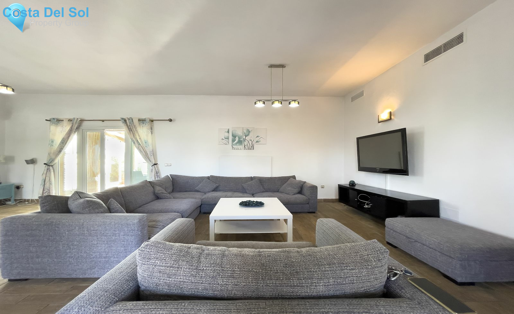 Detached Villa in Alhaurín el Grande-1387586