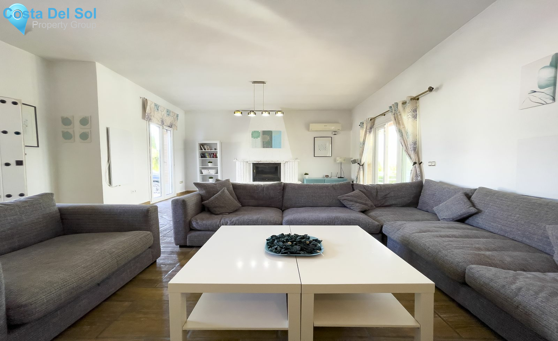 Detached Villa in Alhaurín el Grande-1387590