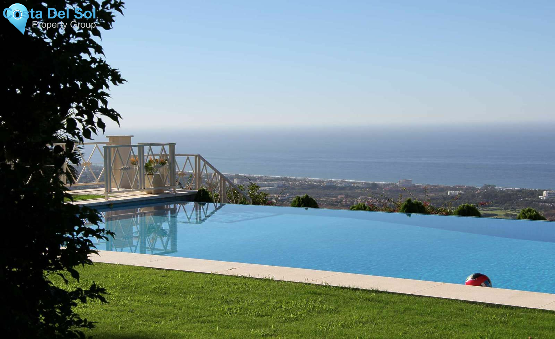 Detached Villa in Altos de los Monteros-1216239