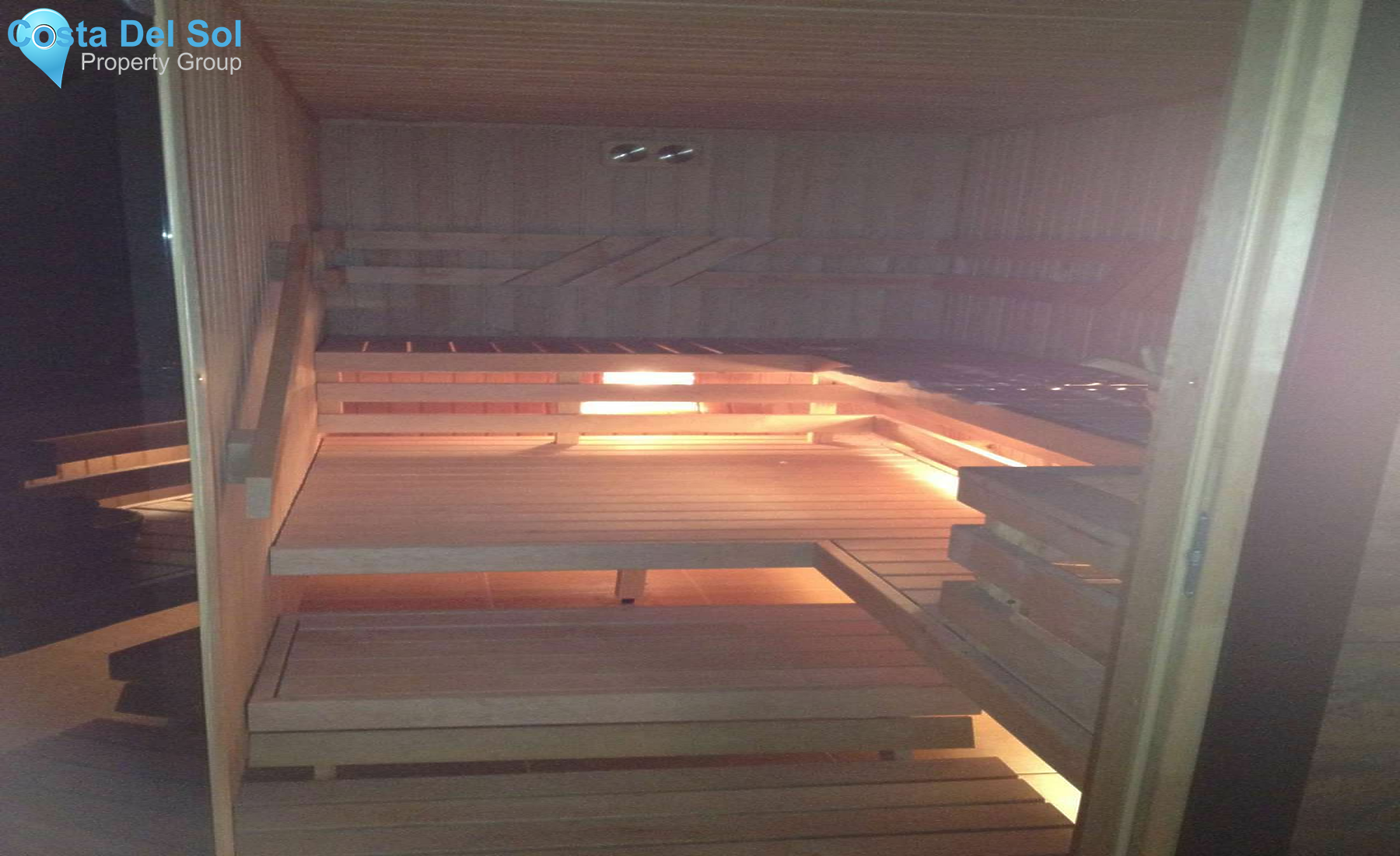 Detached Villa in Altos de los Monteros-1216254