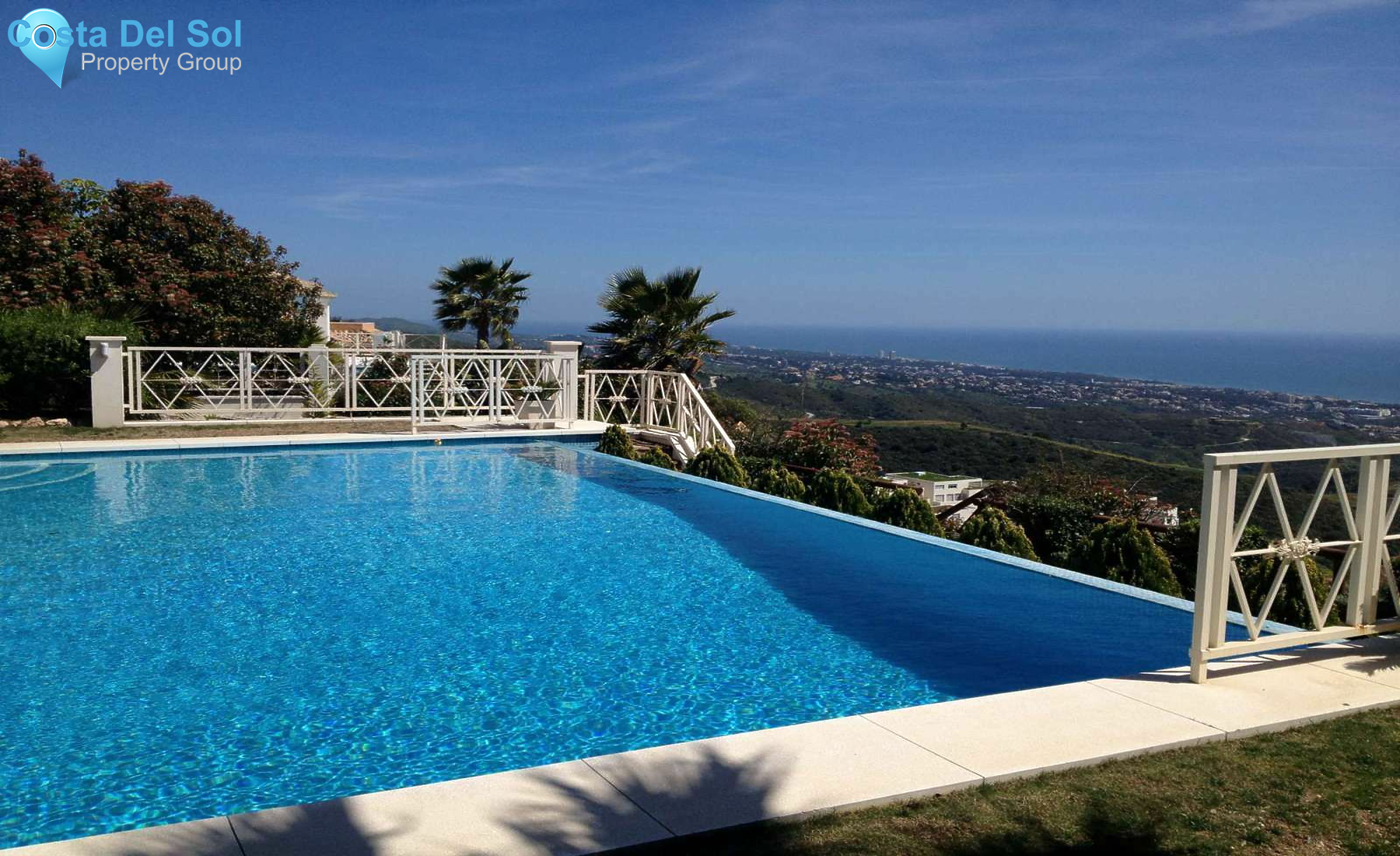 Detached Villa in Altos de los Monteros-1216240