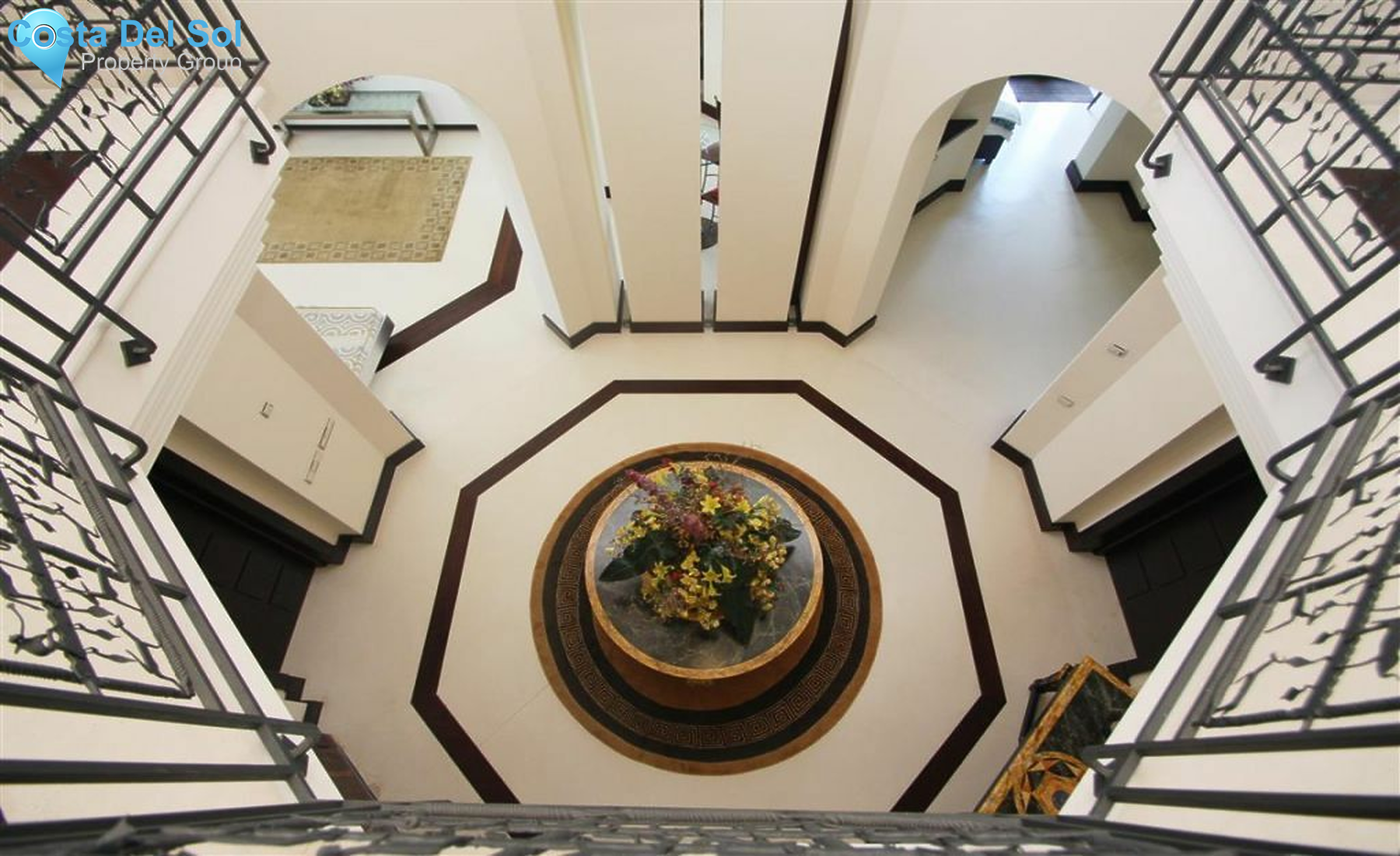 Detached Villa in Altos de los Monteros-1219248