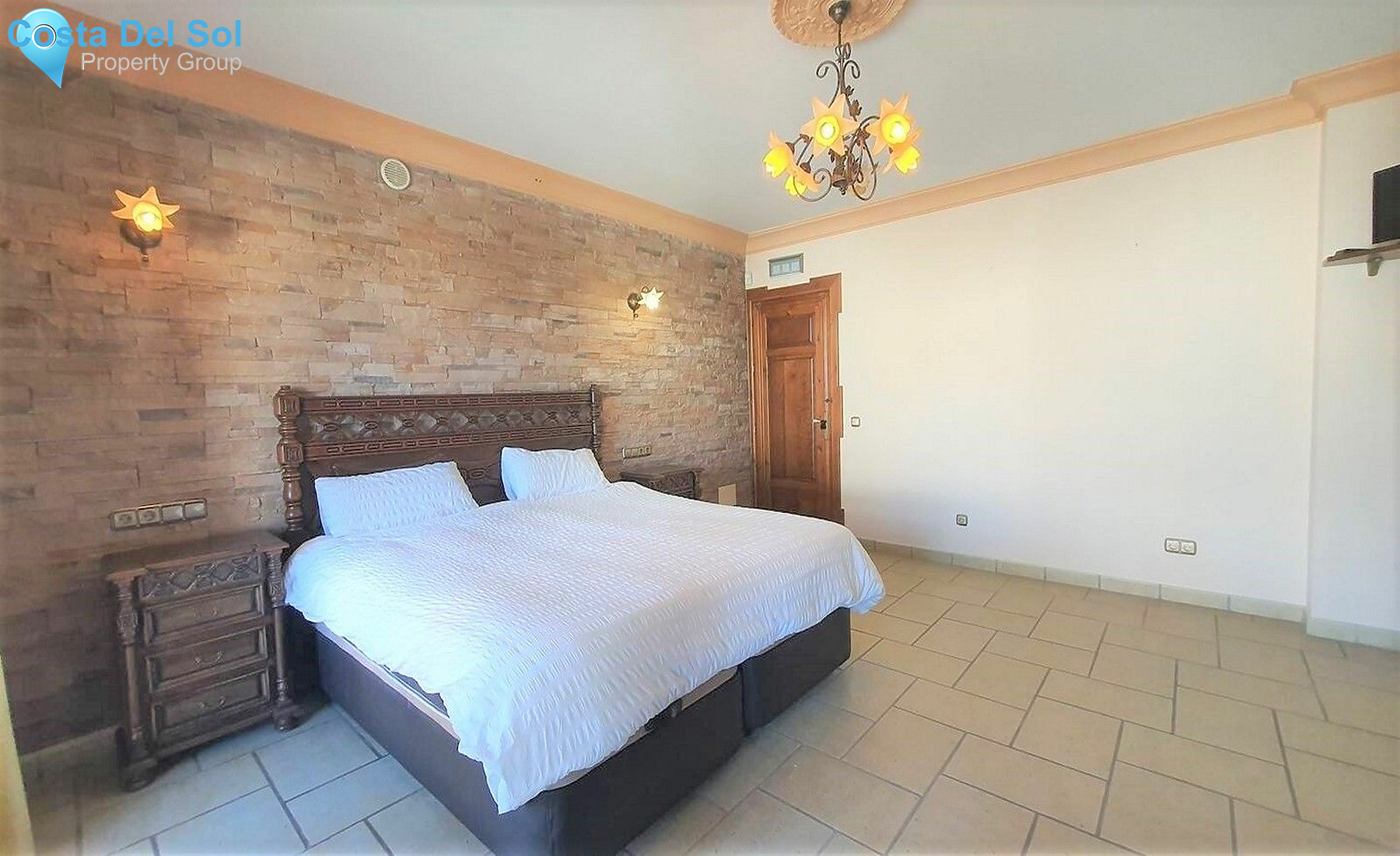 Detached Villa in Arriate-1390265