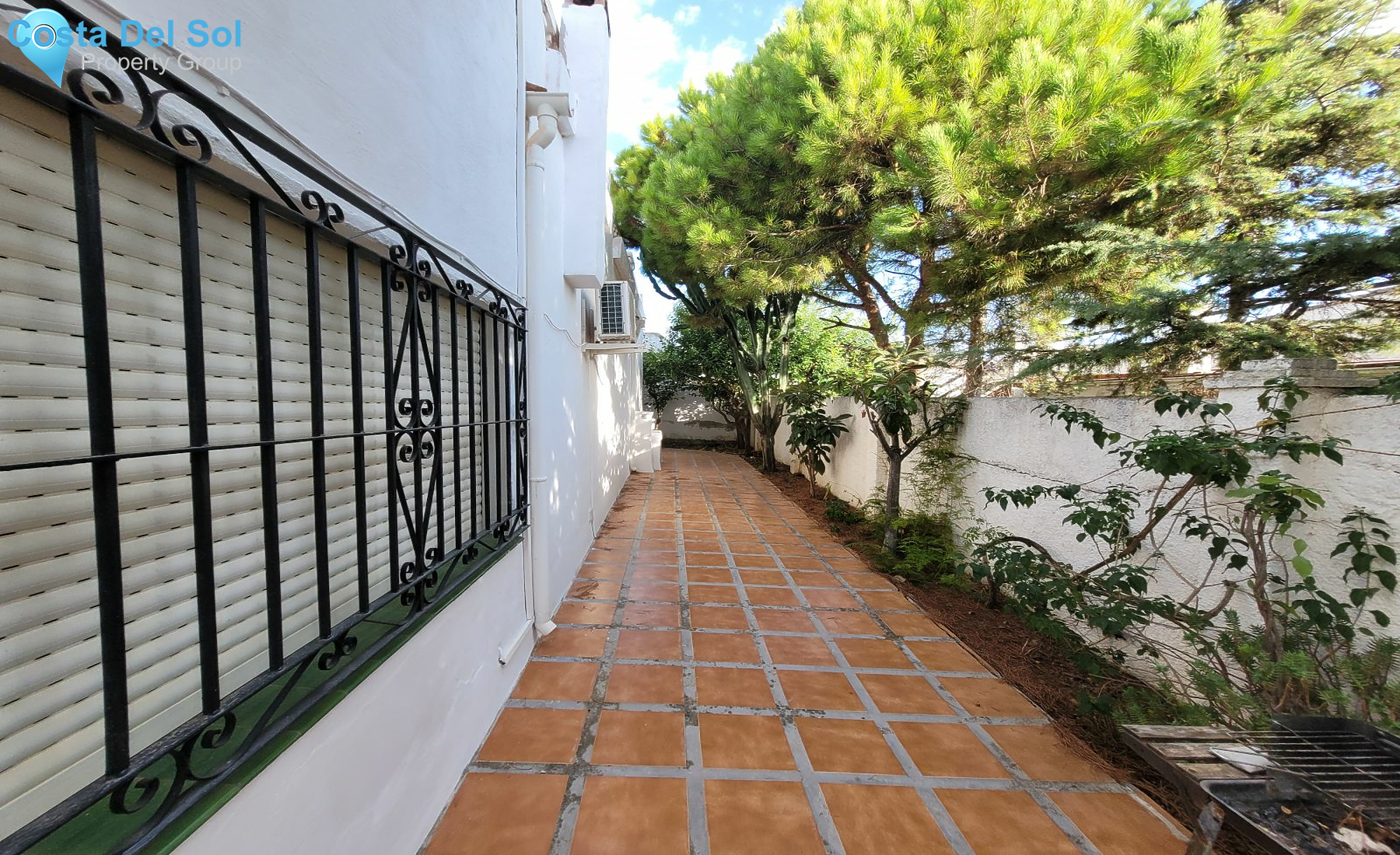 Detached Villa in Arroyo de la Miel-1204327
