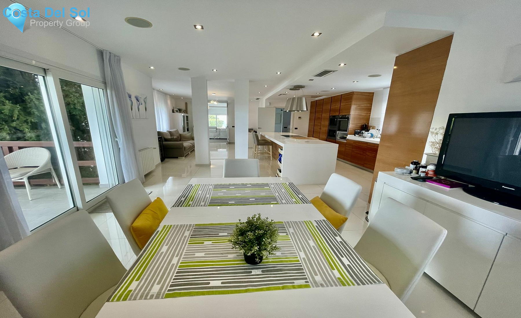 Detached Villa in Estepona-1175670