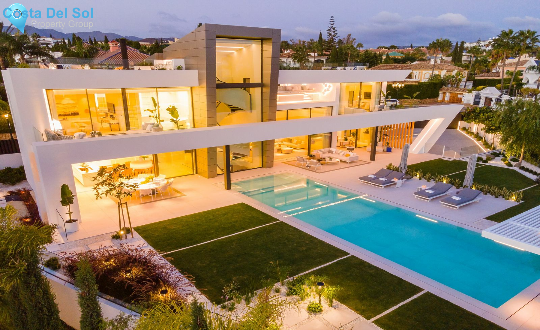 Detached Villa in Bahía de Marbella
