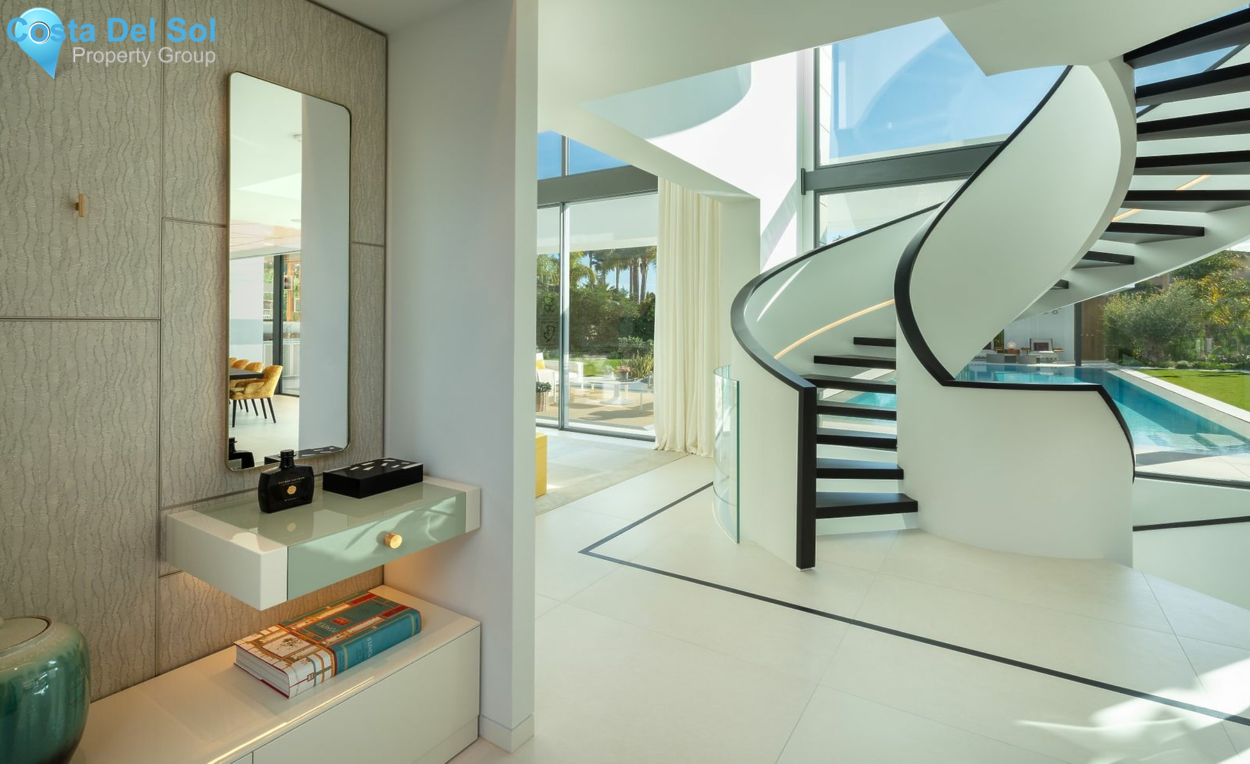 Detached Villa in Bahía de Marbella-1546540