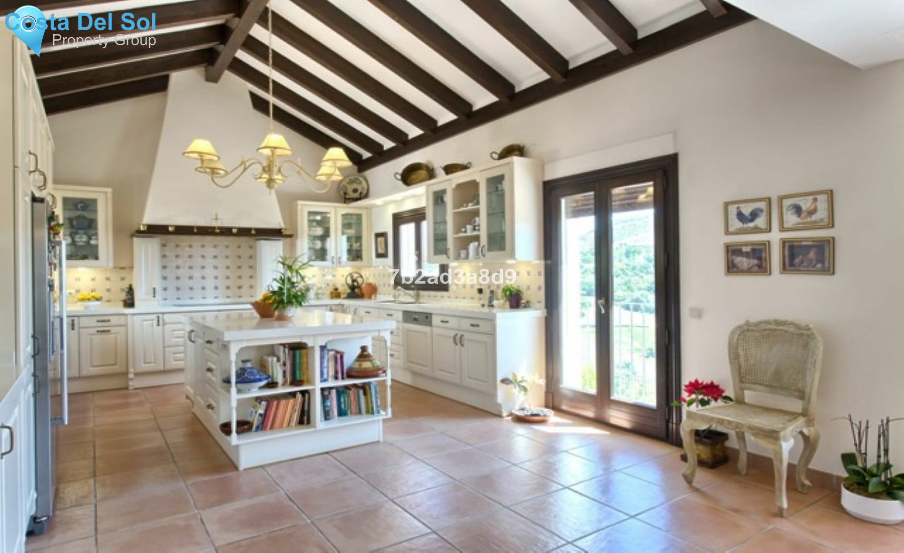 Detached Villa in Benahavís-1134776