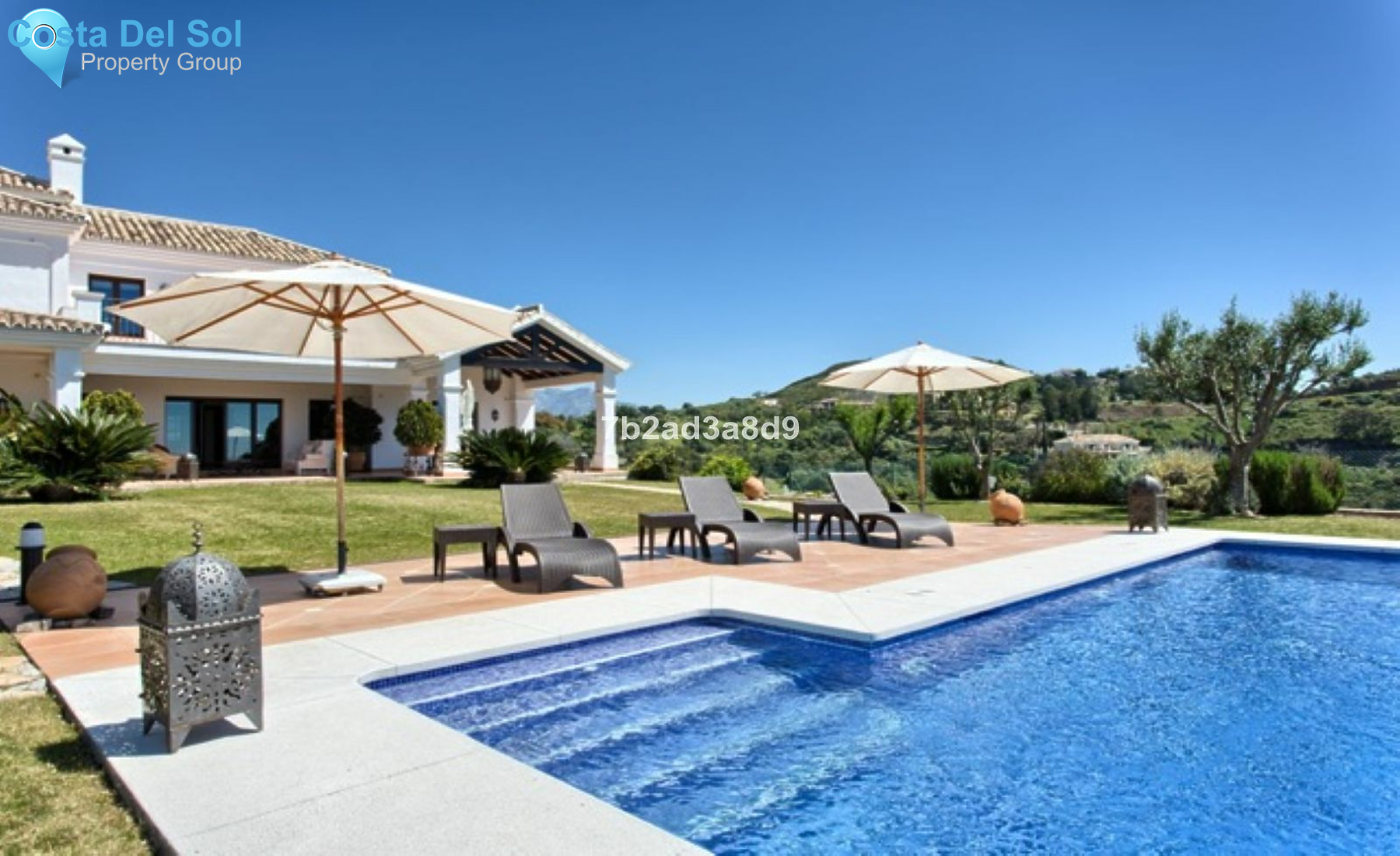Detached Villa in Benahavís-1134777