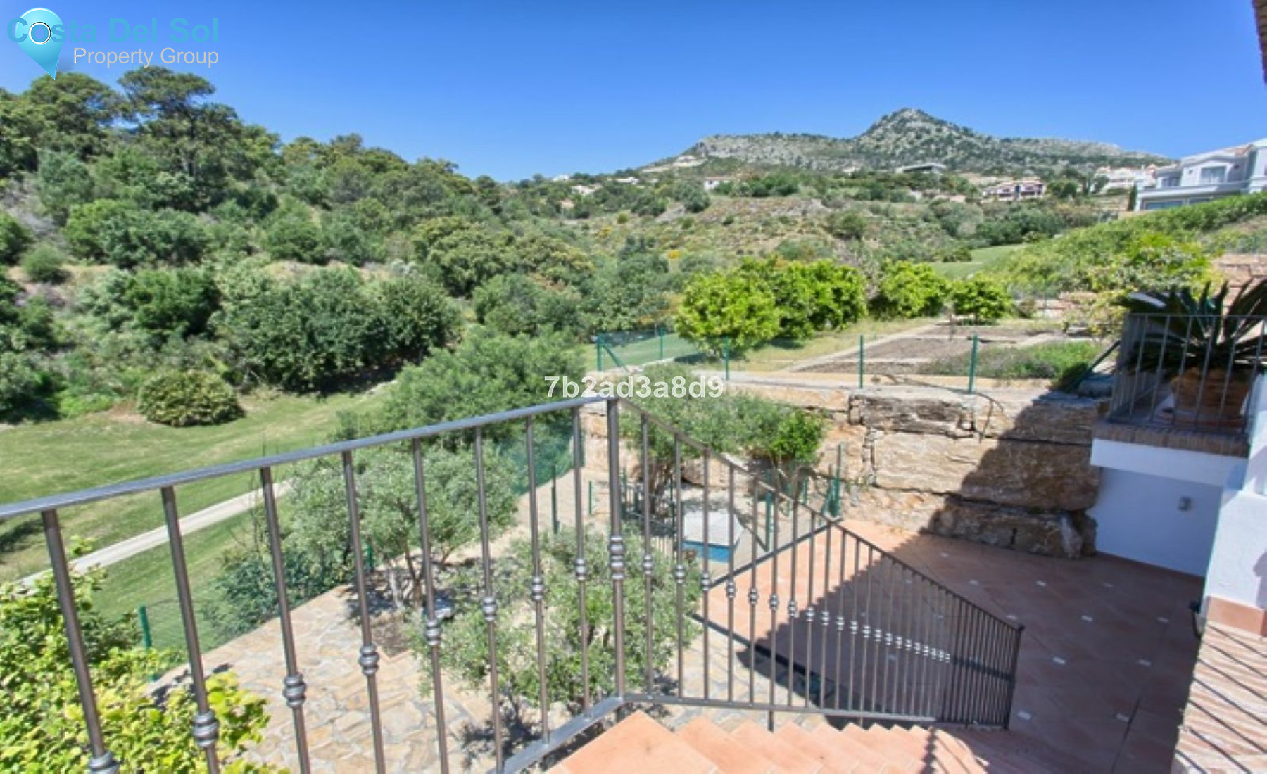 Detached Villa in Benahavís-1134779