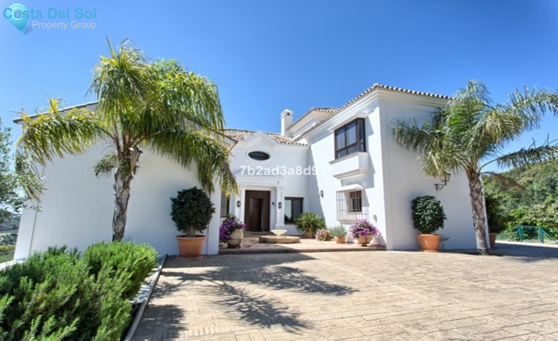 Detached Villa in Benahavís-1134781