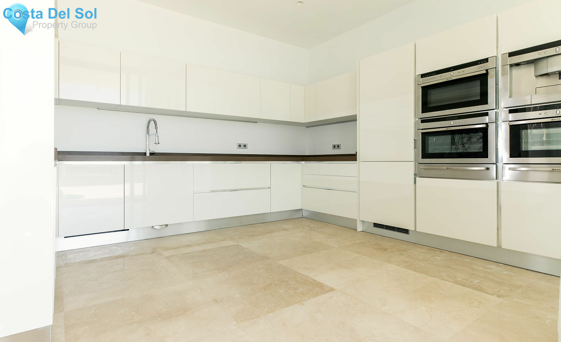 Detached Villa in Benahavís-1153498