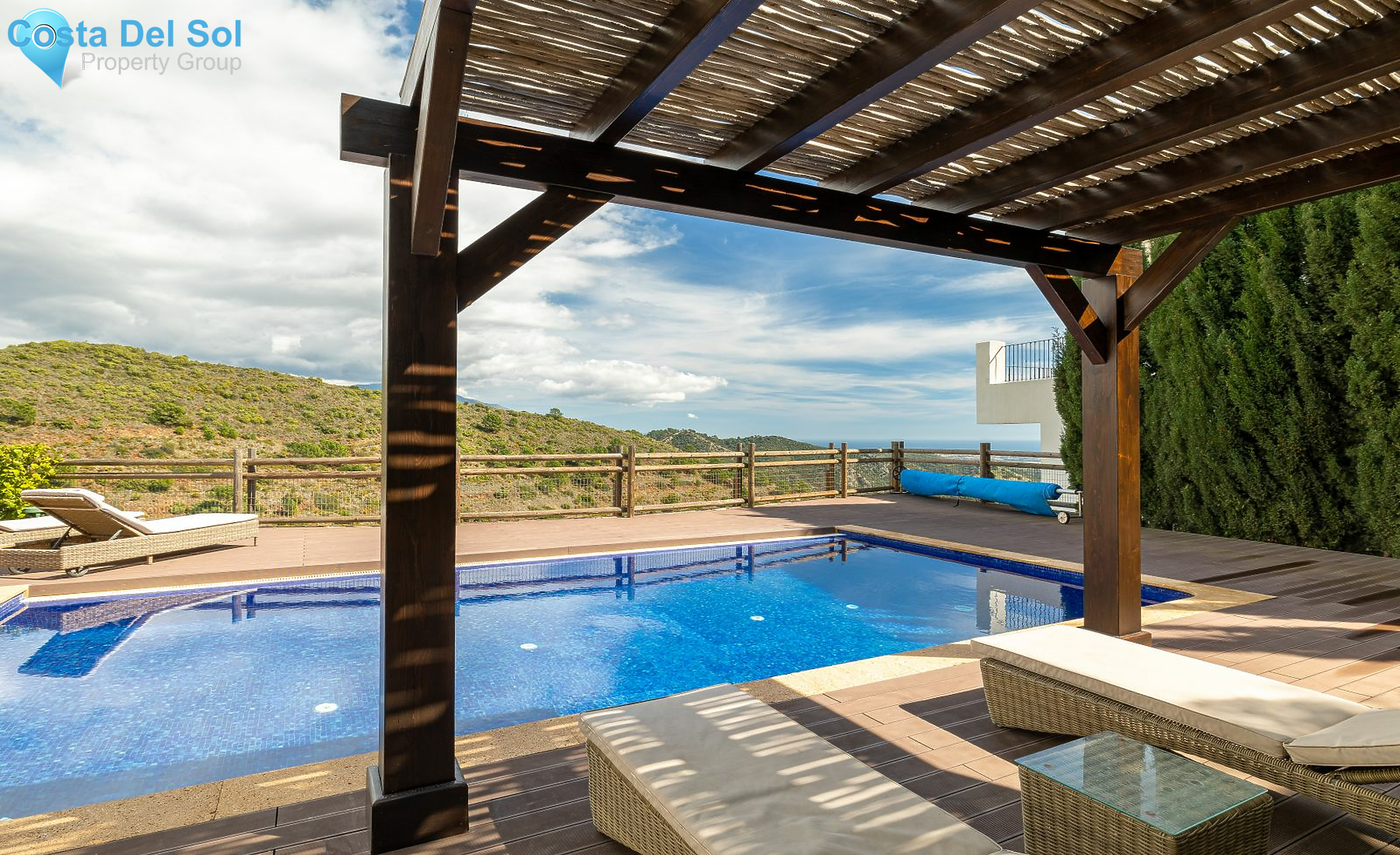 Detached Villa in Benahavís-1176865