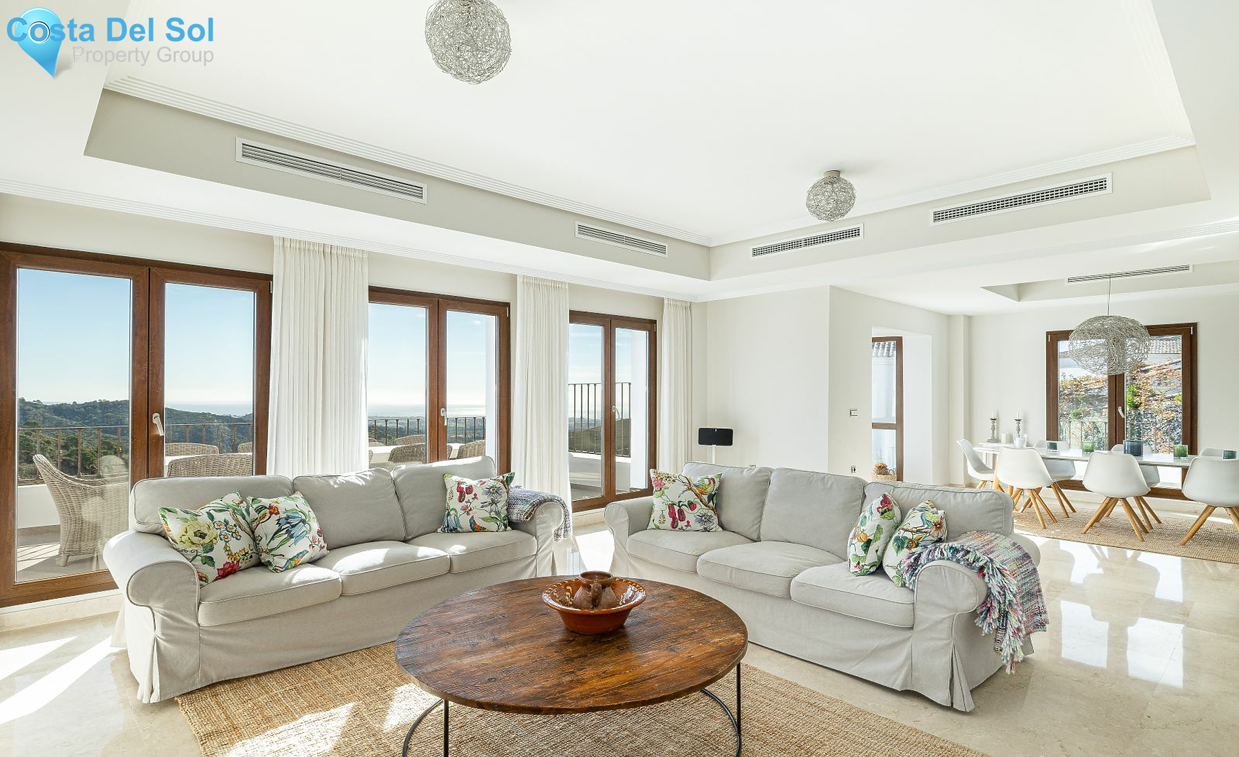 Detached Villa in Benahavís-1176866