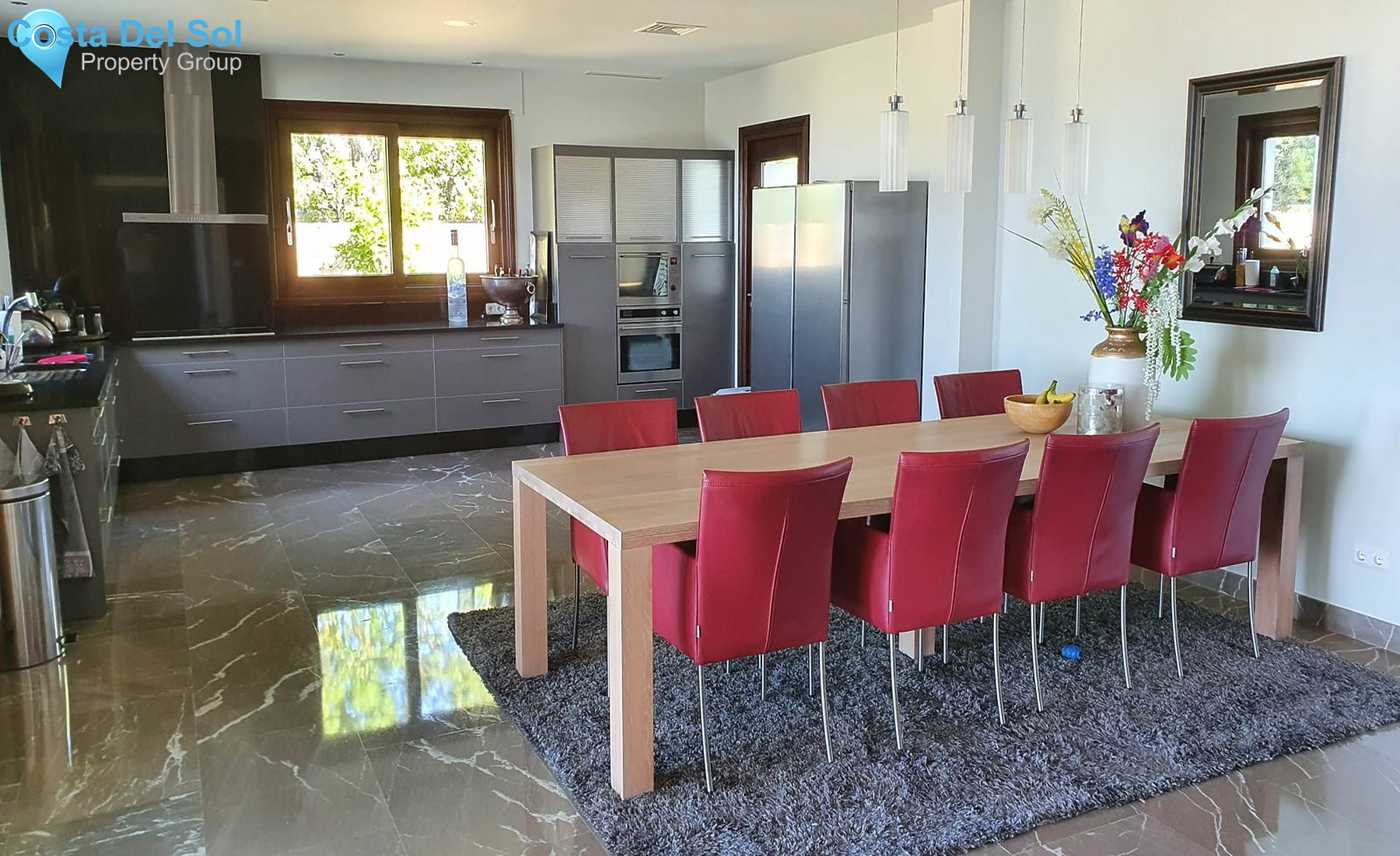 Detached Villa in Benahavís-1181328