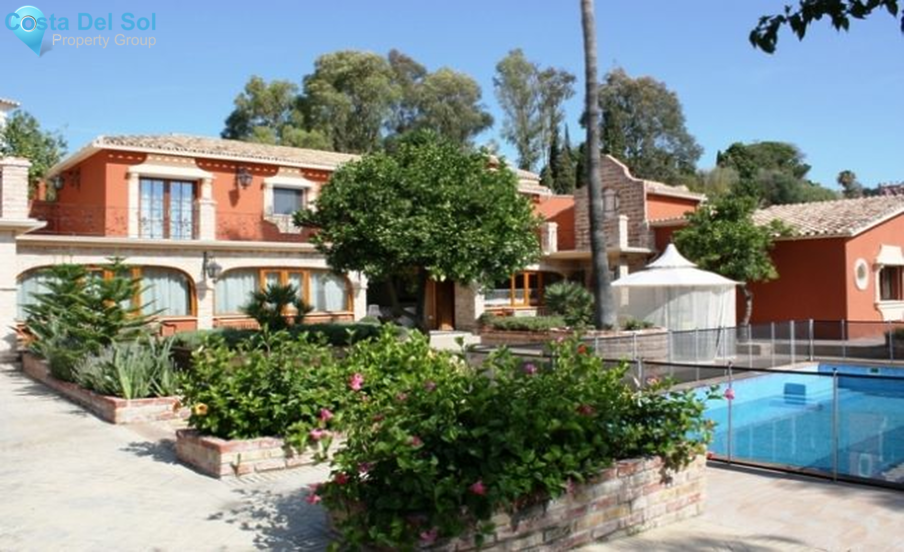 Detached Villa in Benahavís-1198289