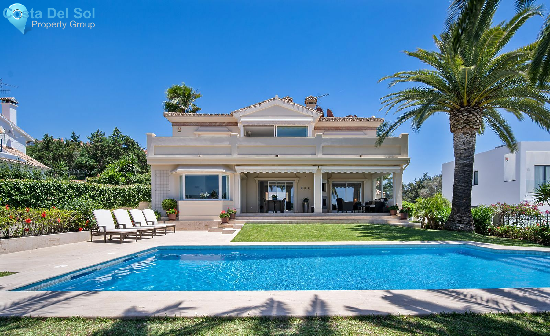 Detached Villa in Nueva Andalucía