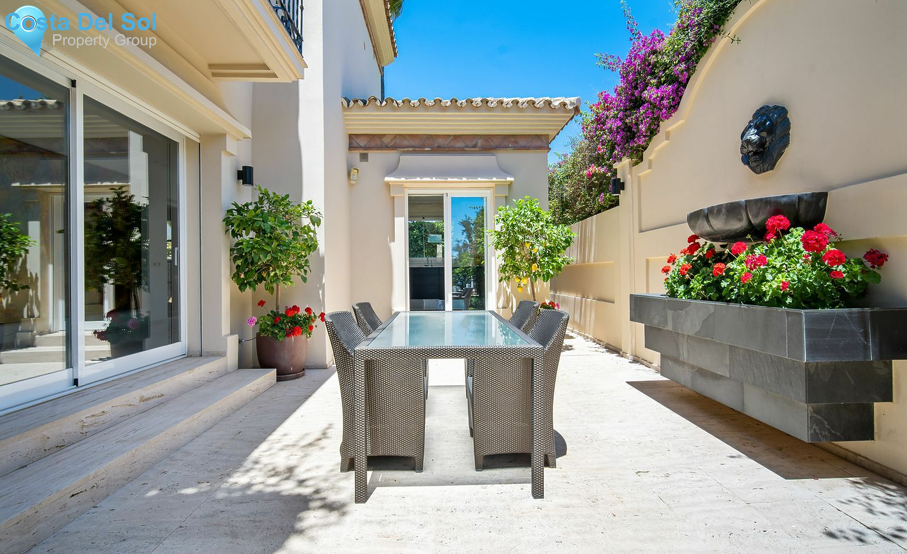 Detached Villa in Nueva Andalucía-1392929