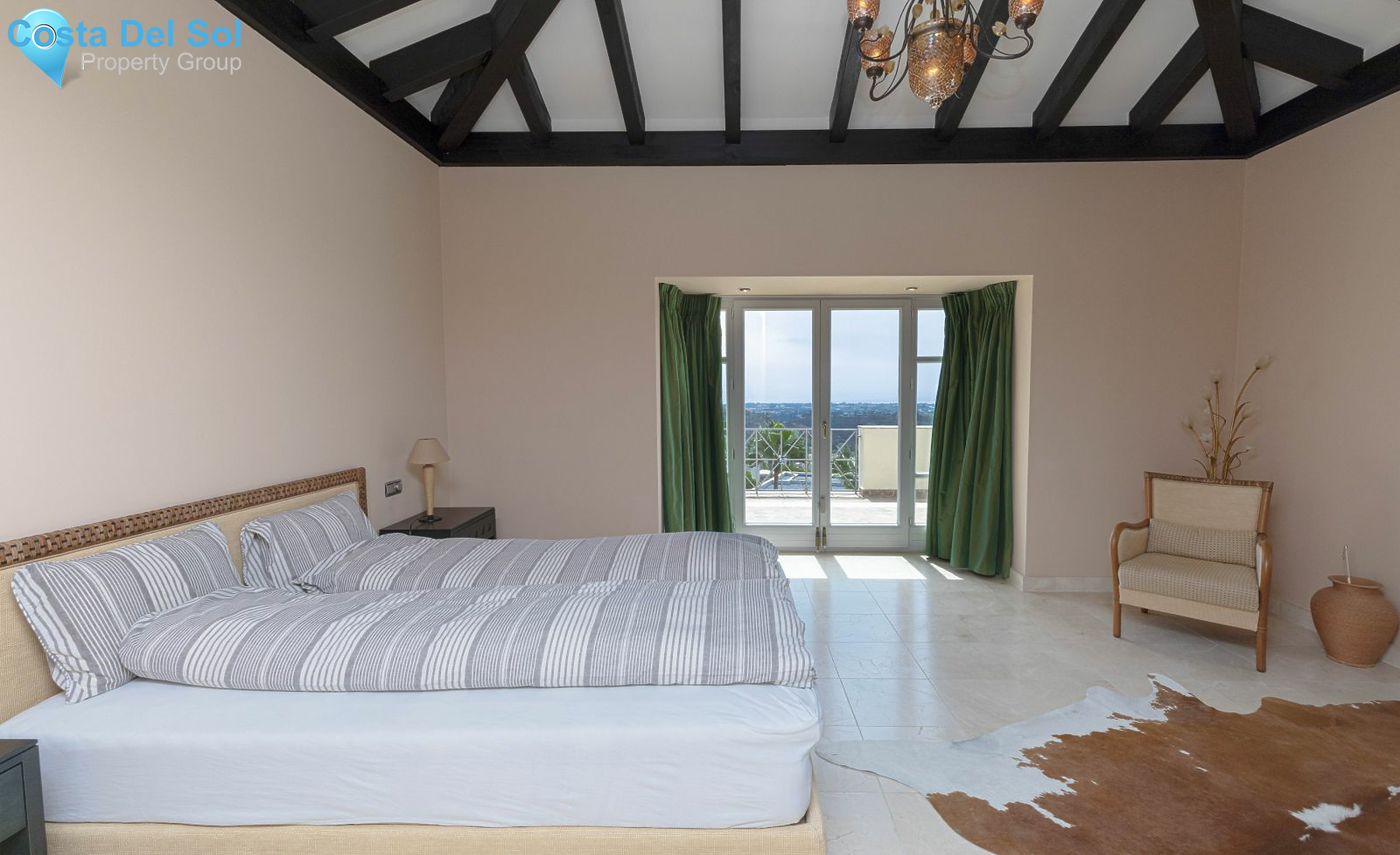 Detached Villa in Benahavís-1421493