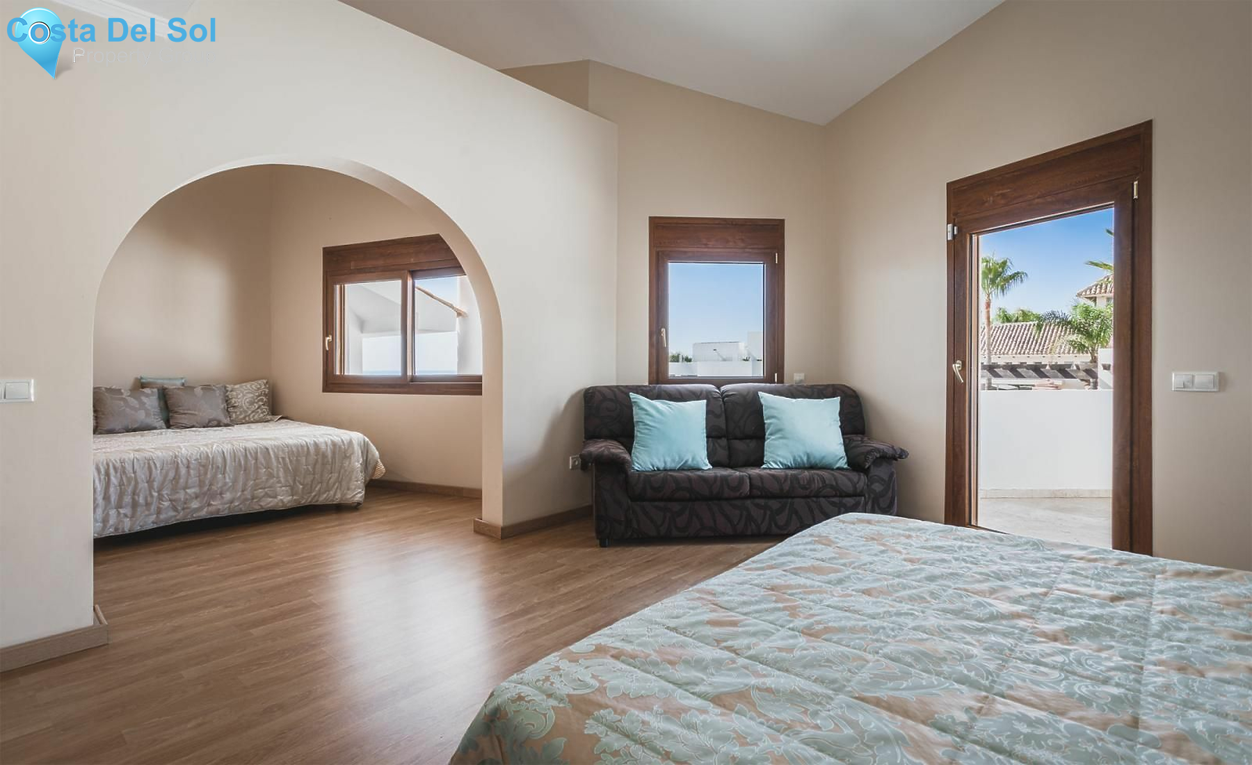 Detached Villa in Benahavís-1428391