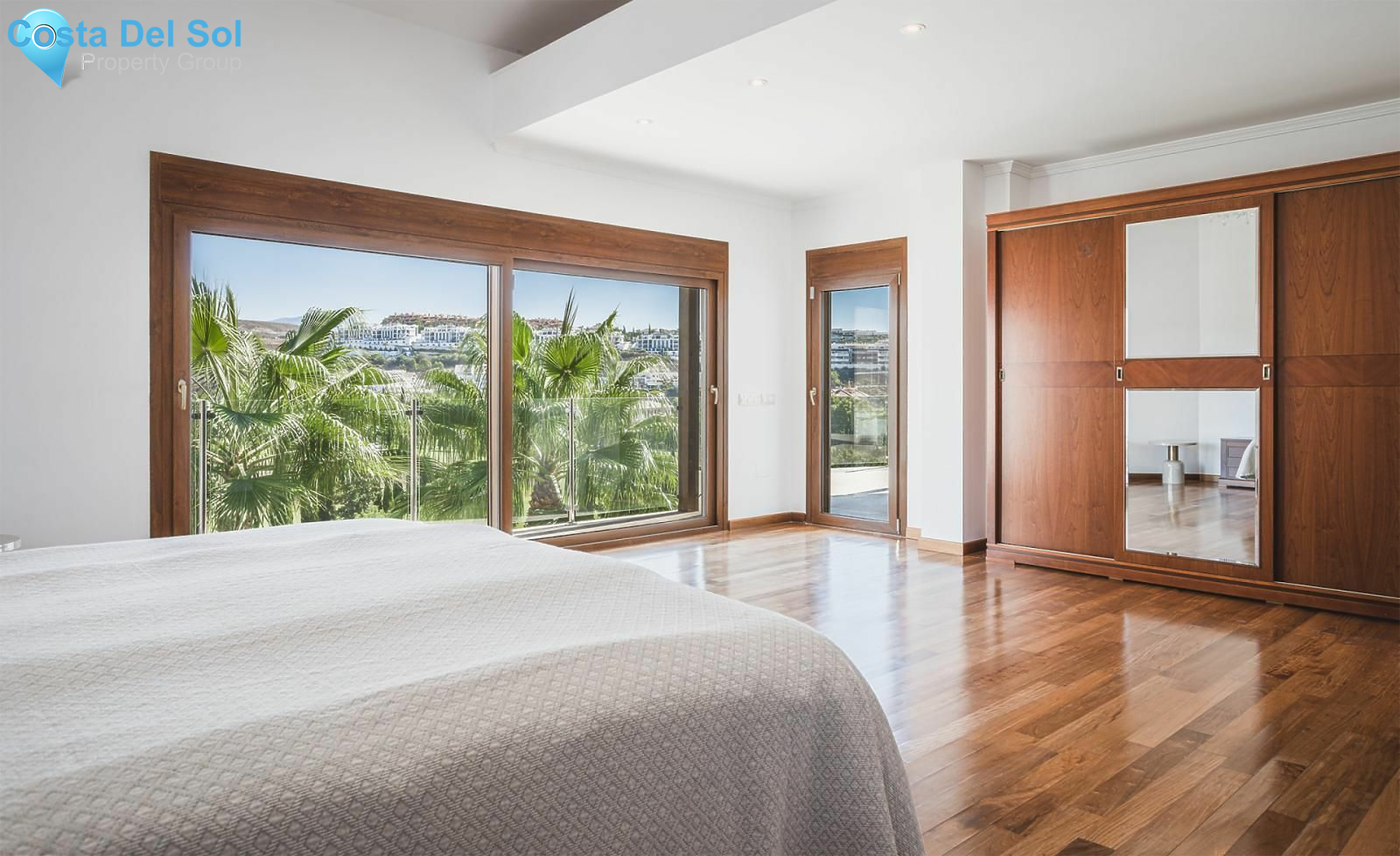 Detached Villa in Benahavís-1428393