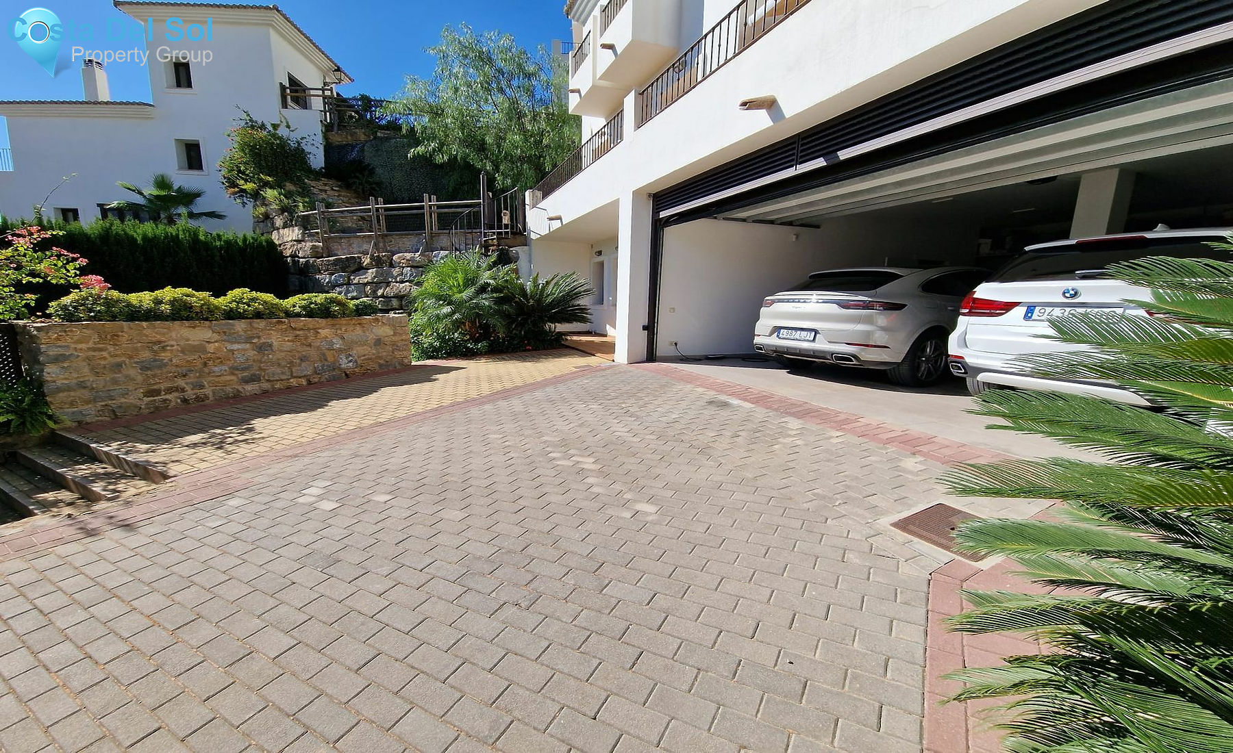 Detached Villa in Benahavís-1443808