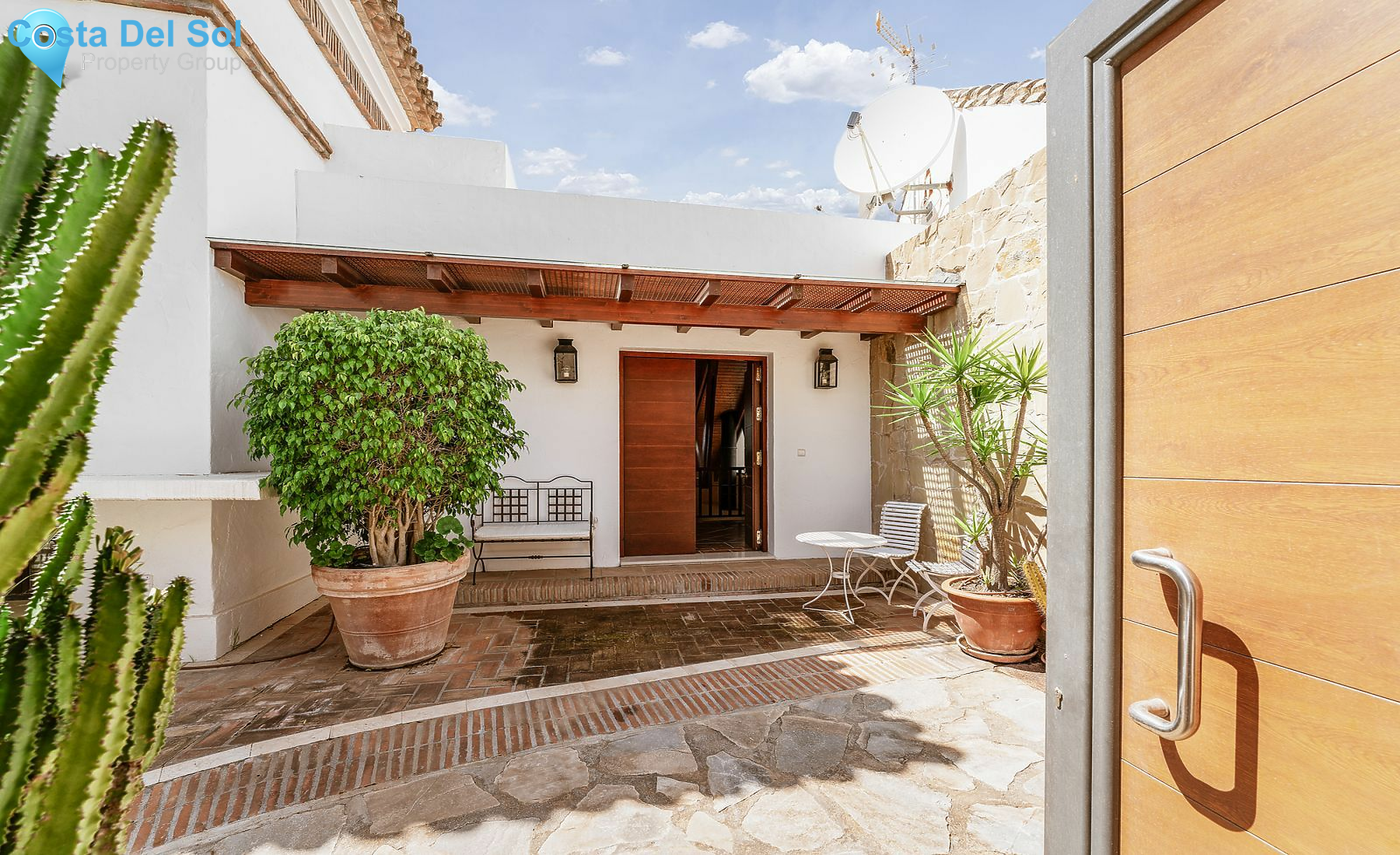 Detached Villa in Benahavís-1481661