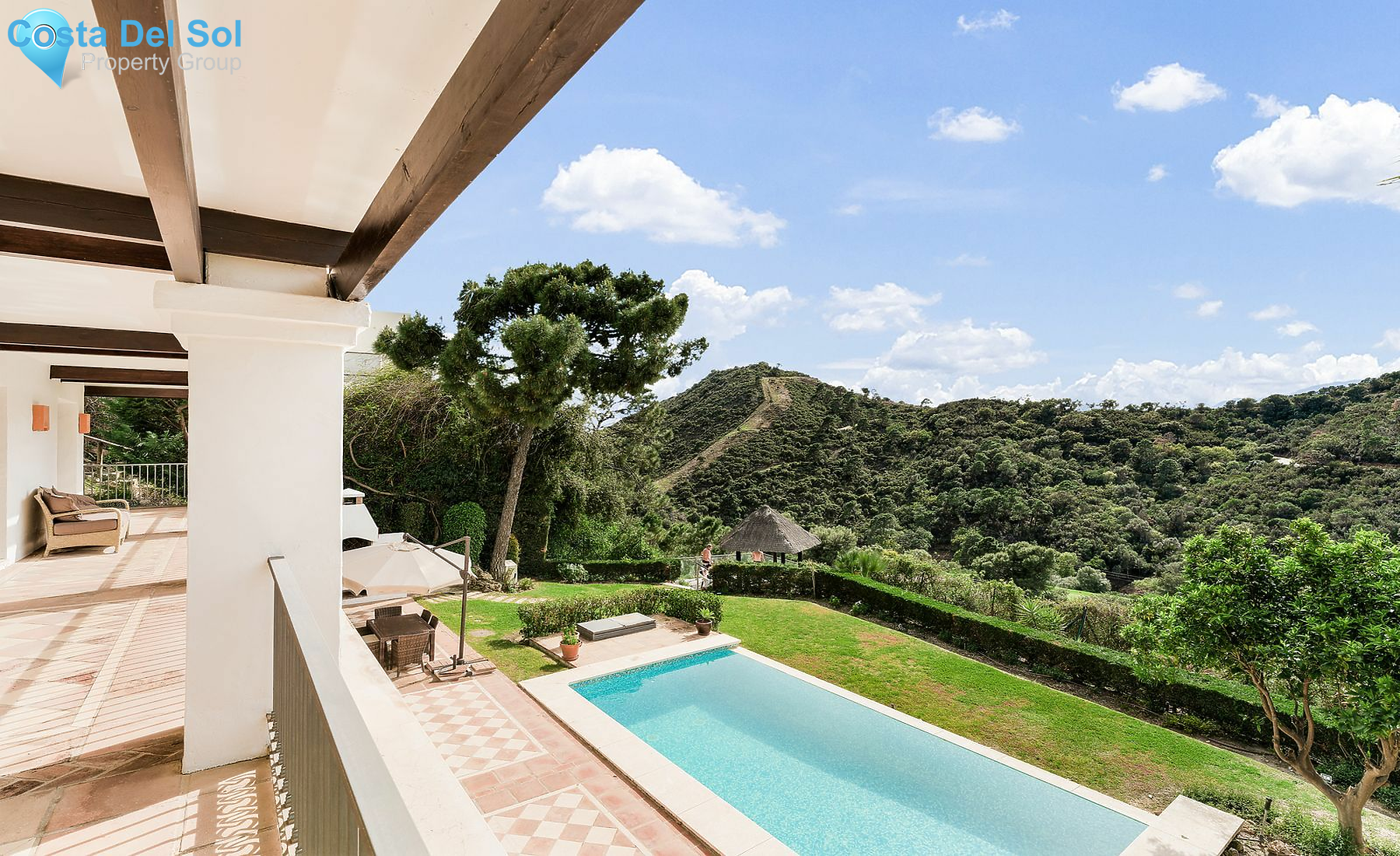Detached Villa in Benahavís-1481671