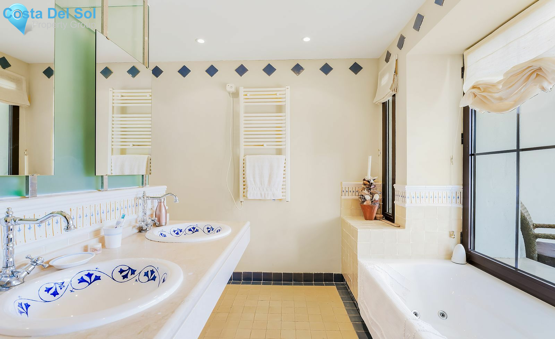 Detached Villa in Benahavís-1481674