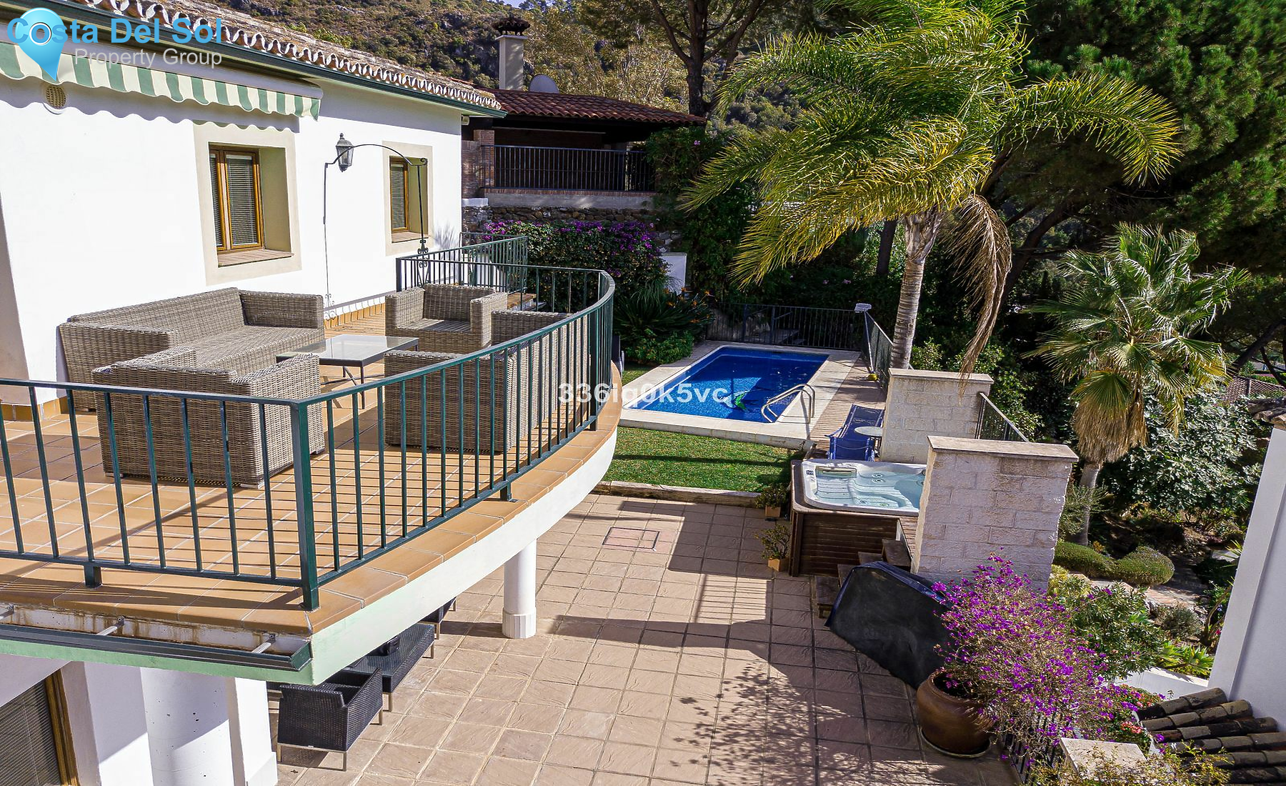 Detached Villa in Benahavís-1532911