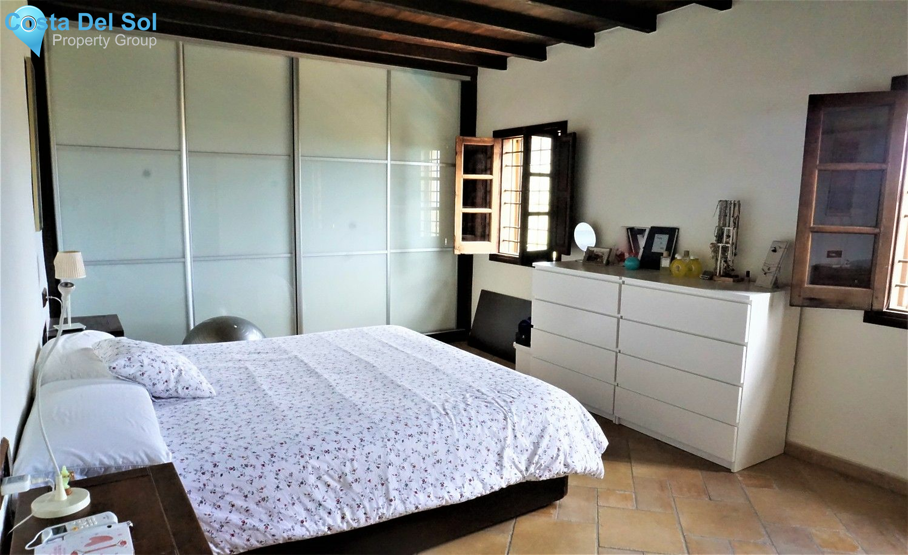 Detached Villa in Benajarafe-1202123