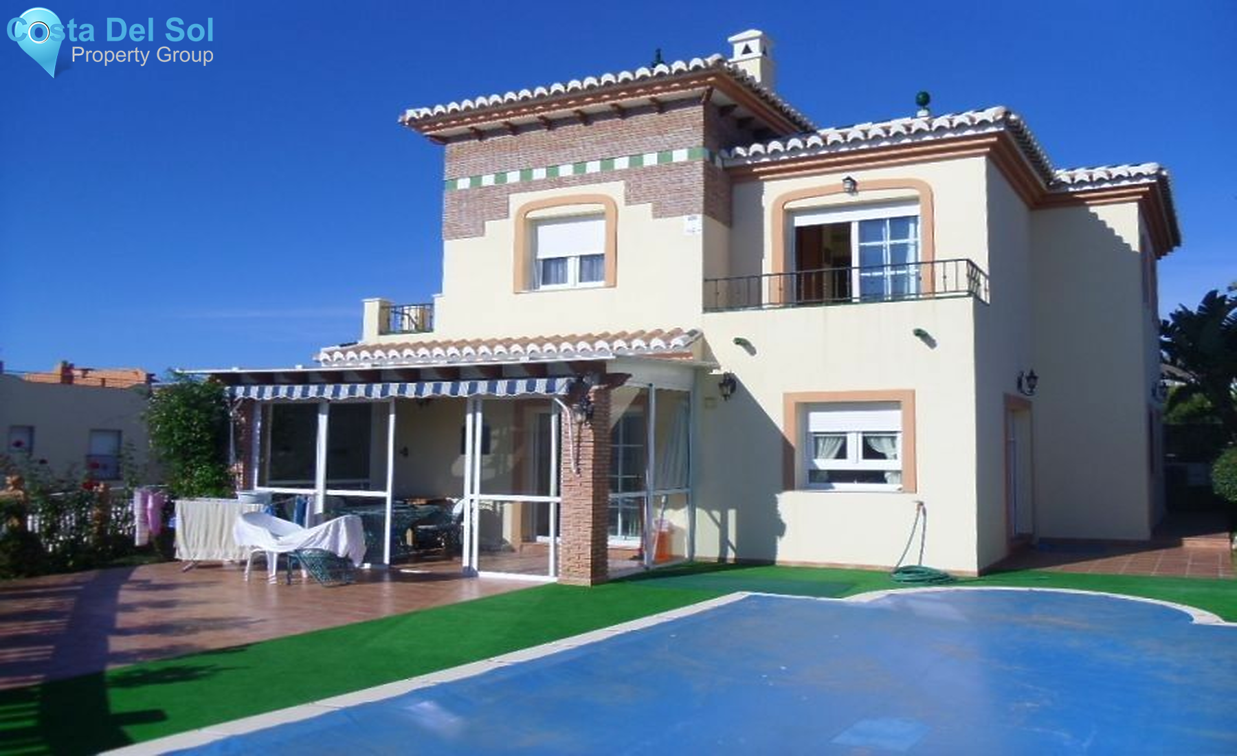 Detached Villa in Benajarafe