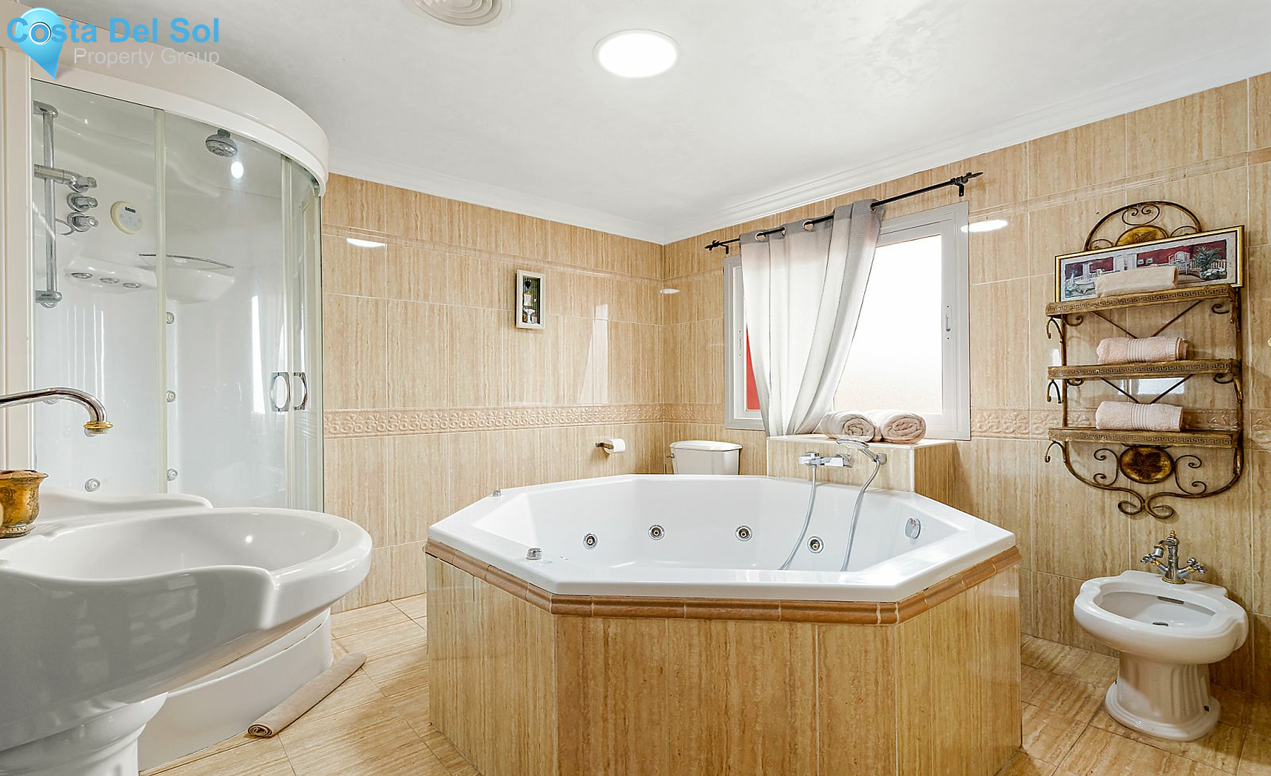 Detached Villa in Benalmadena Costa-1129118
