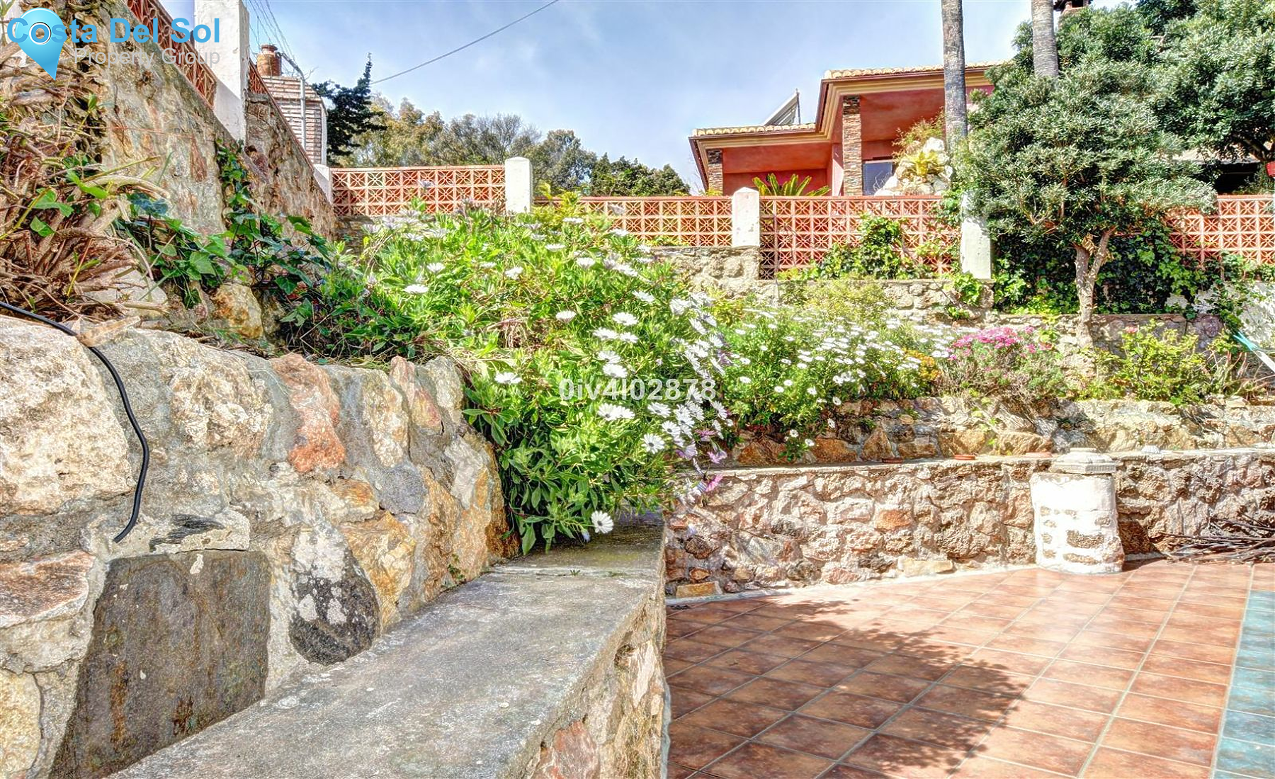 Detached Villa in Benalmadena Costa-1203106