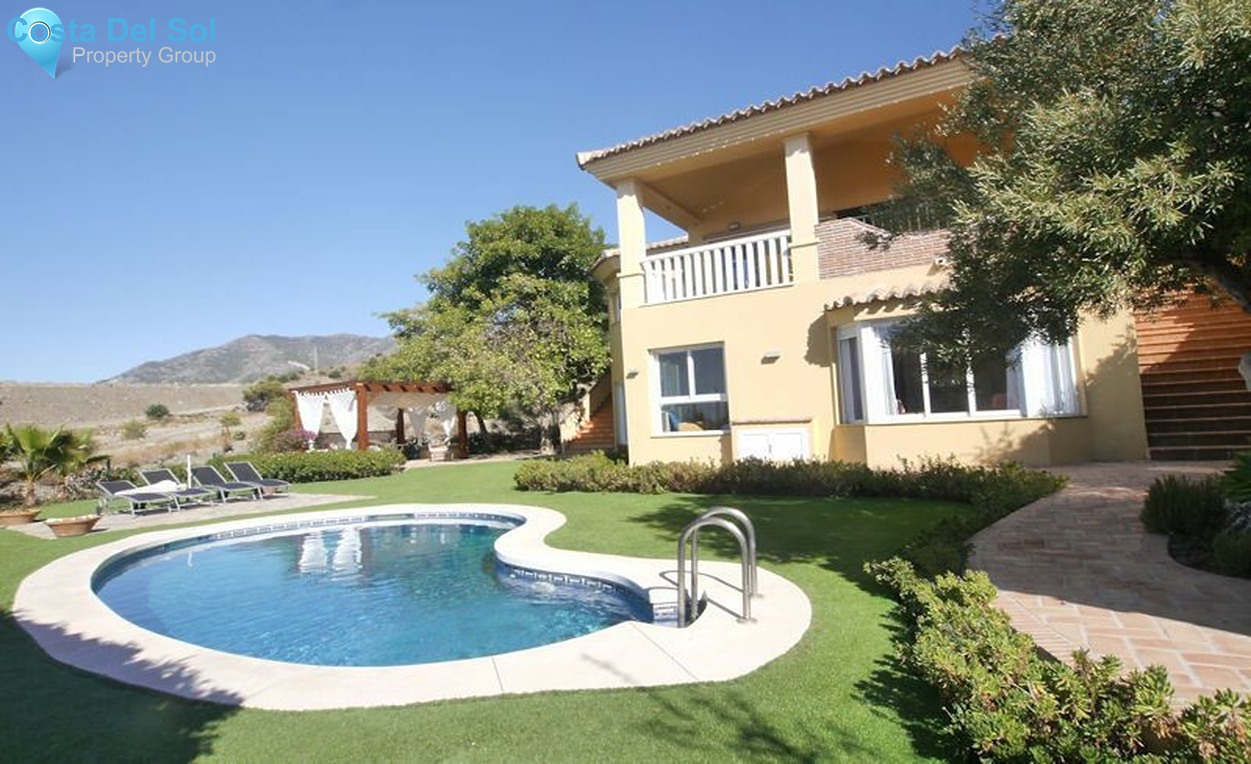 Detached Villa in Benalmadena Costa-1210729