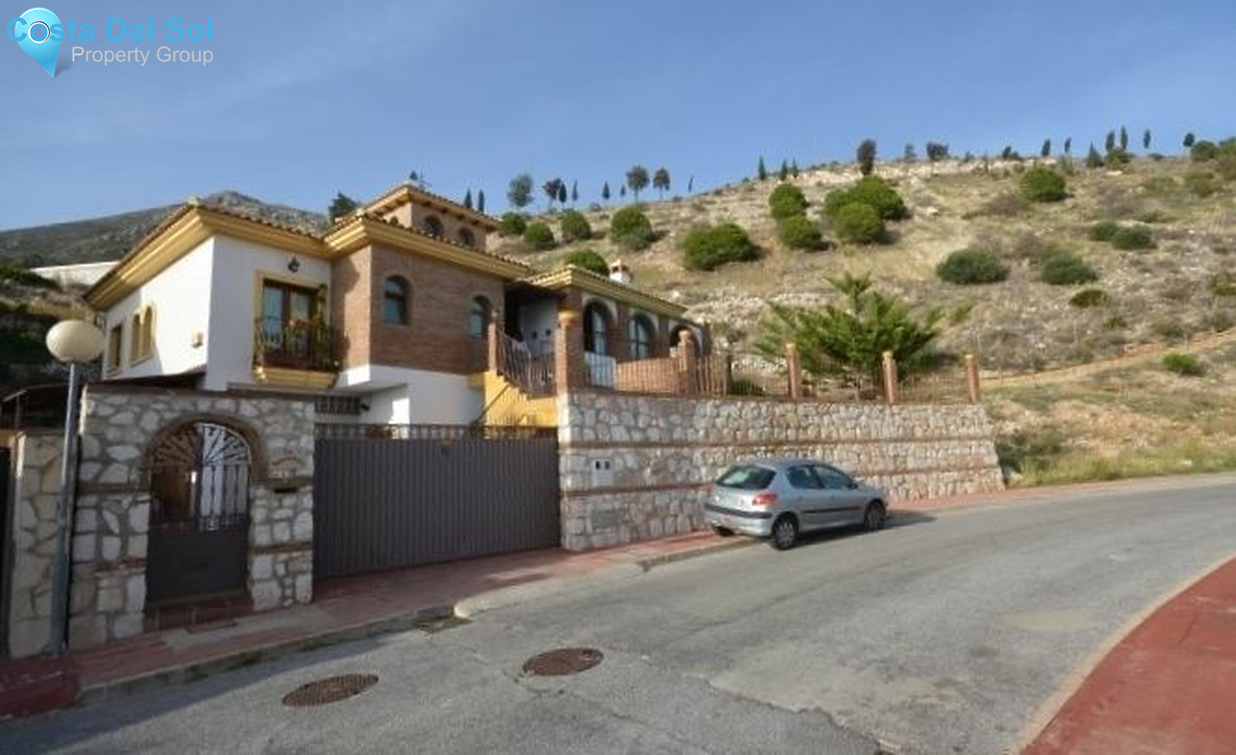 Detached Villa in Benalmadena Pueblo-1127684