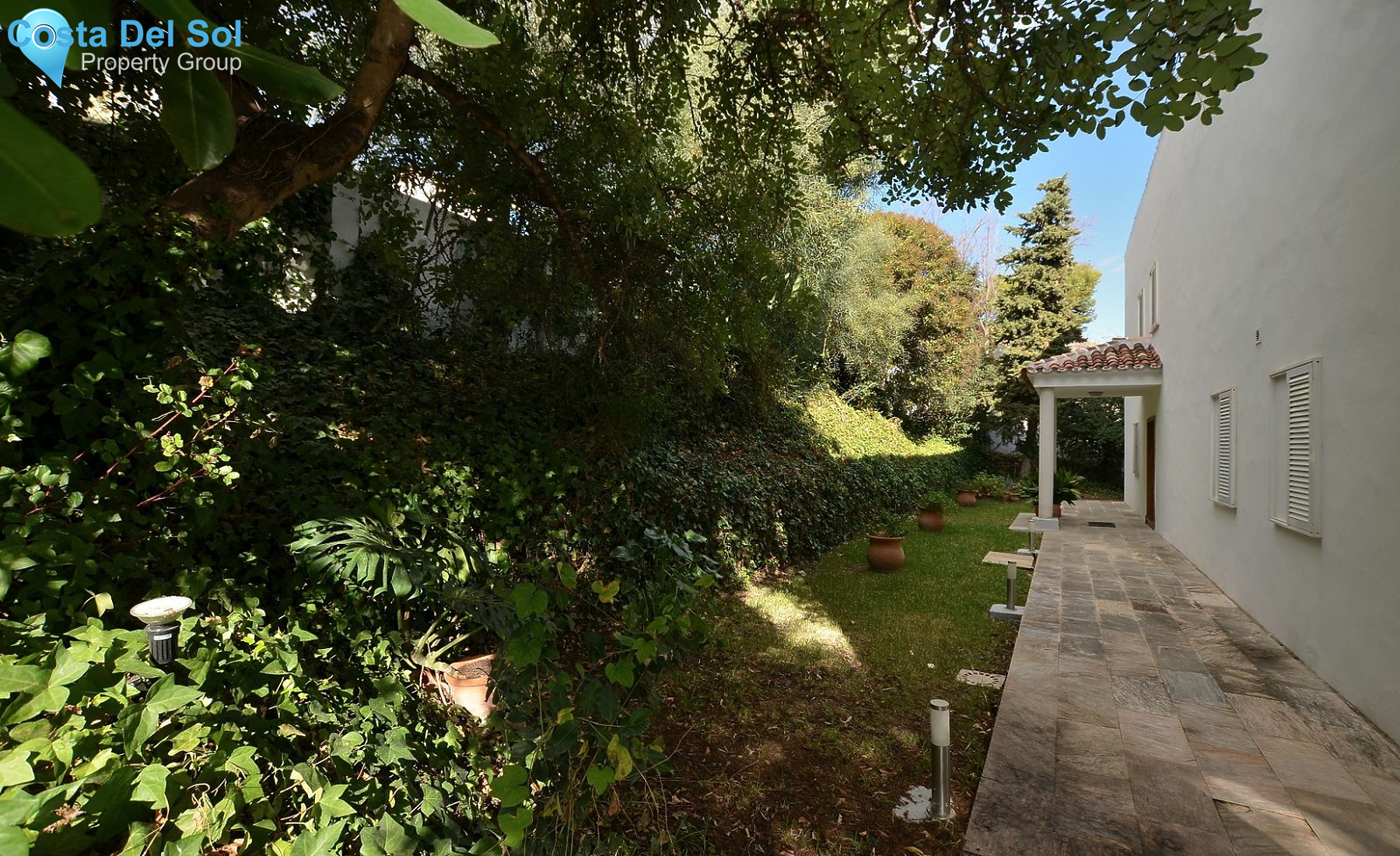 Detached Villa in Benalmadena Pueblo-1143827
