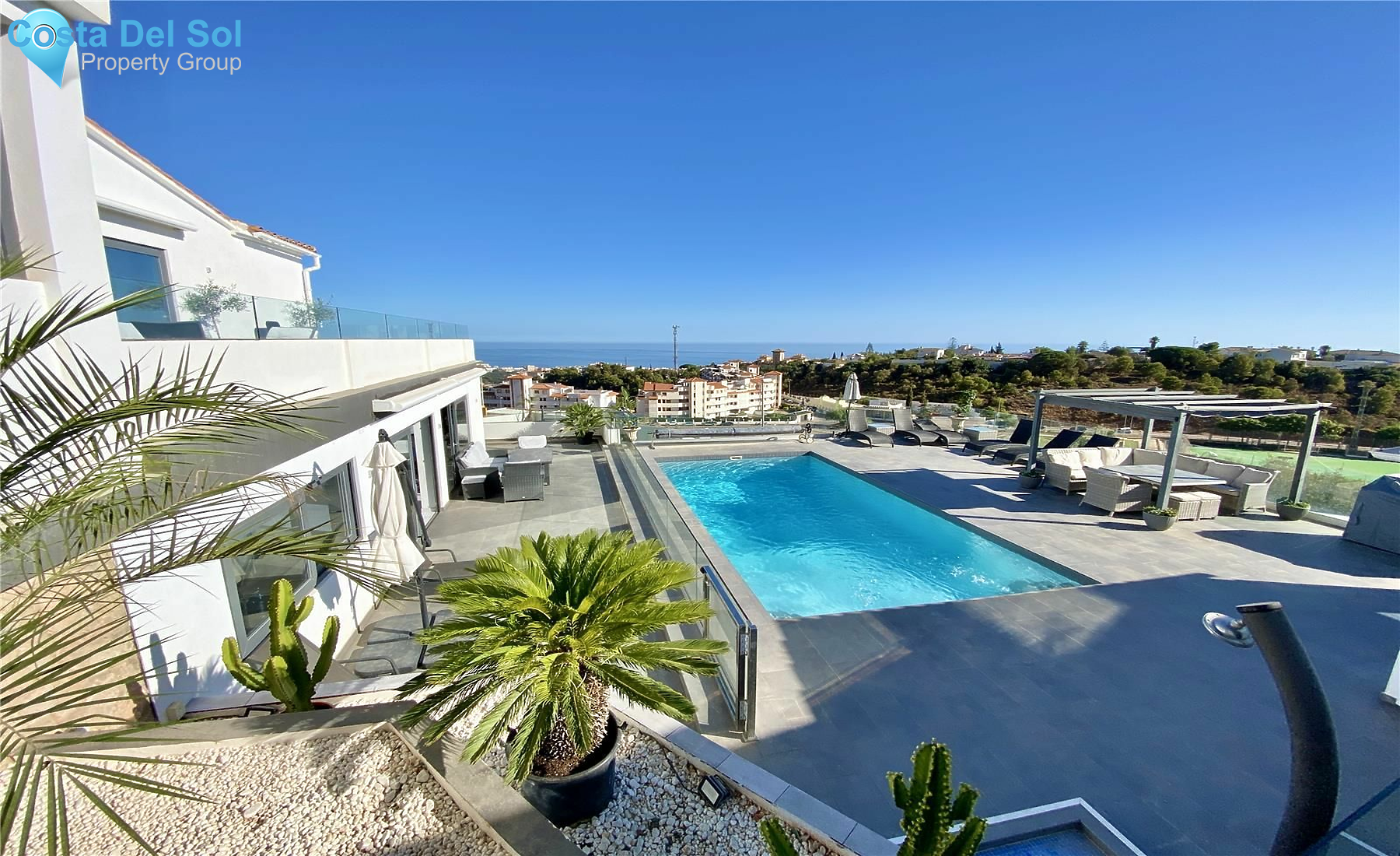 Detached Villa in Benalmadena Pueblo-1550456