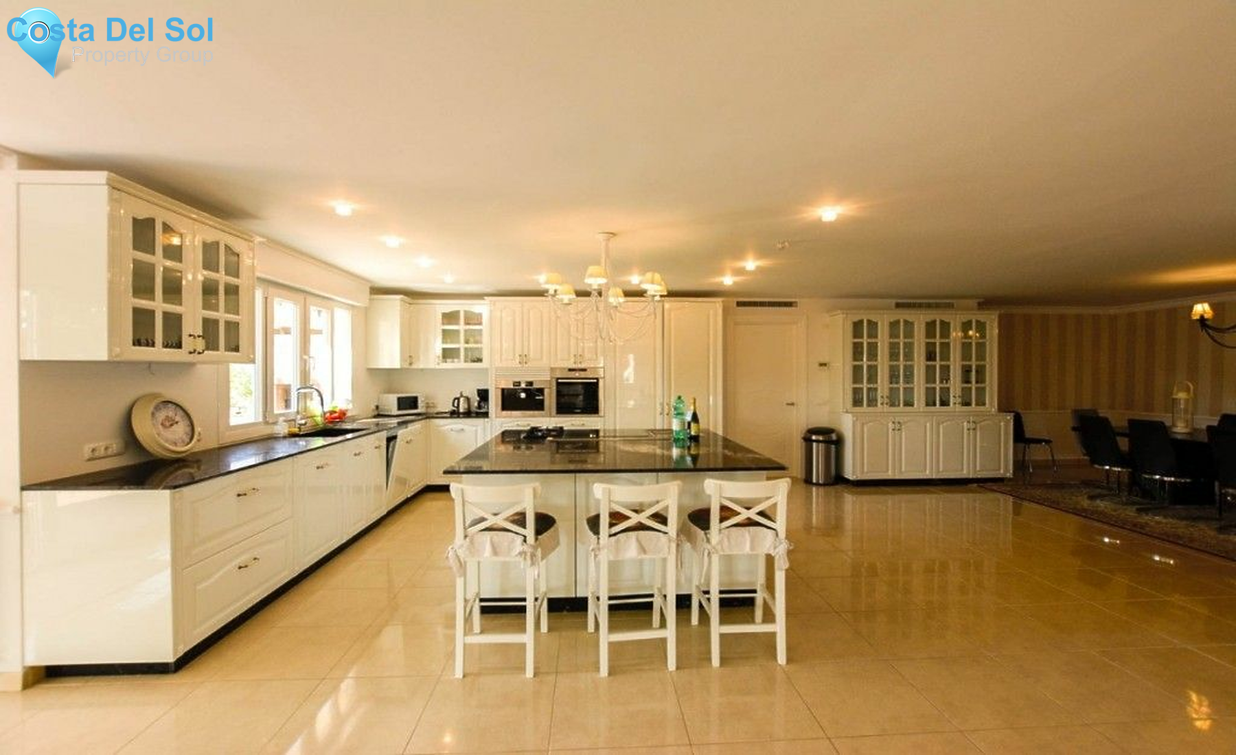 Detached Villa in Benalmadena-1216973