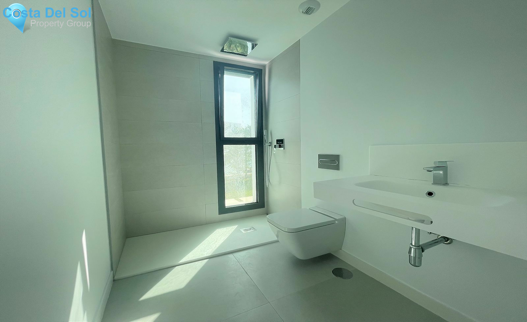 Detached Villa in Cabopino-1142067