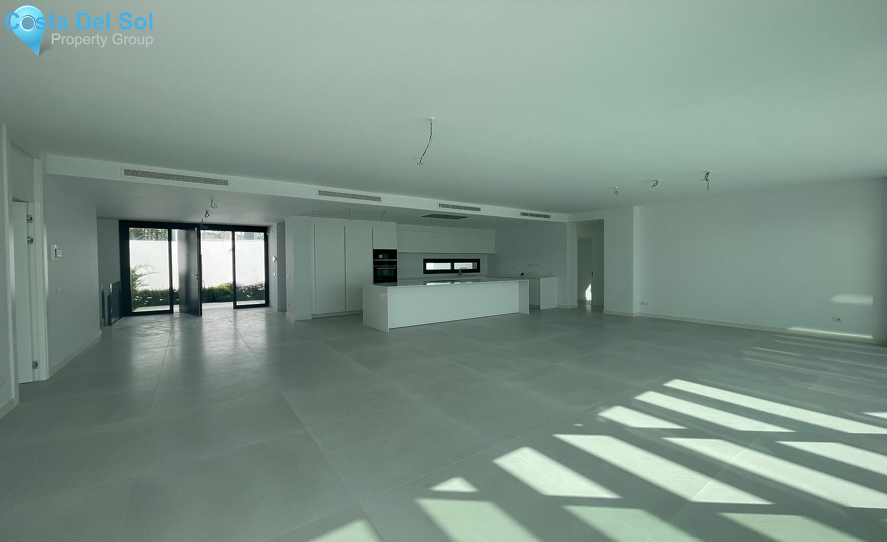 Detached Villa in Cabopino-1142062