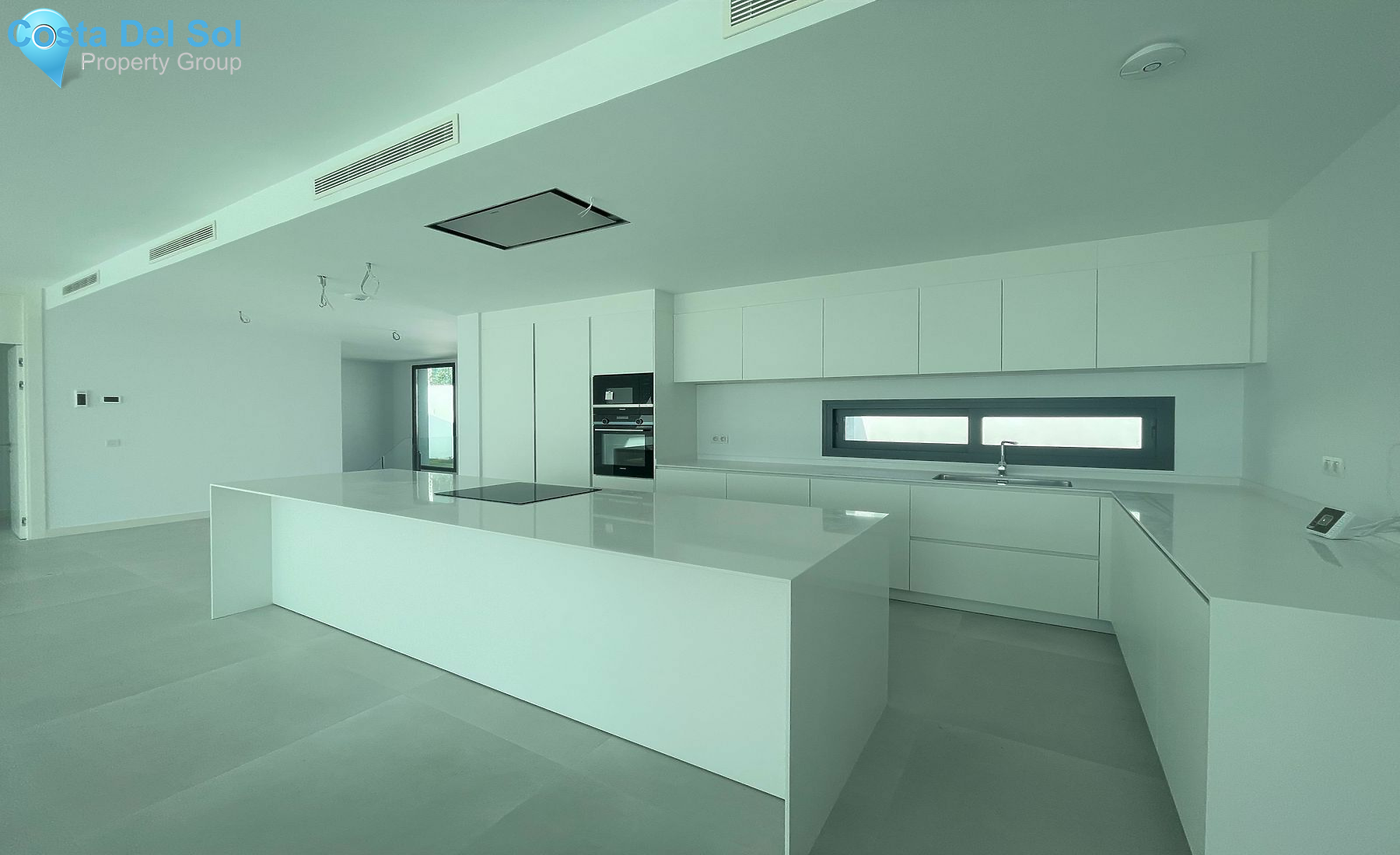 Detached Villa in Cabopino-1142063