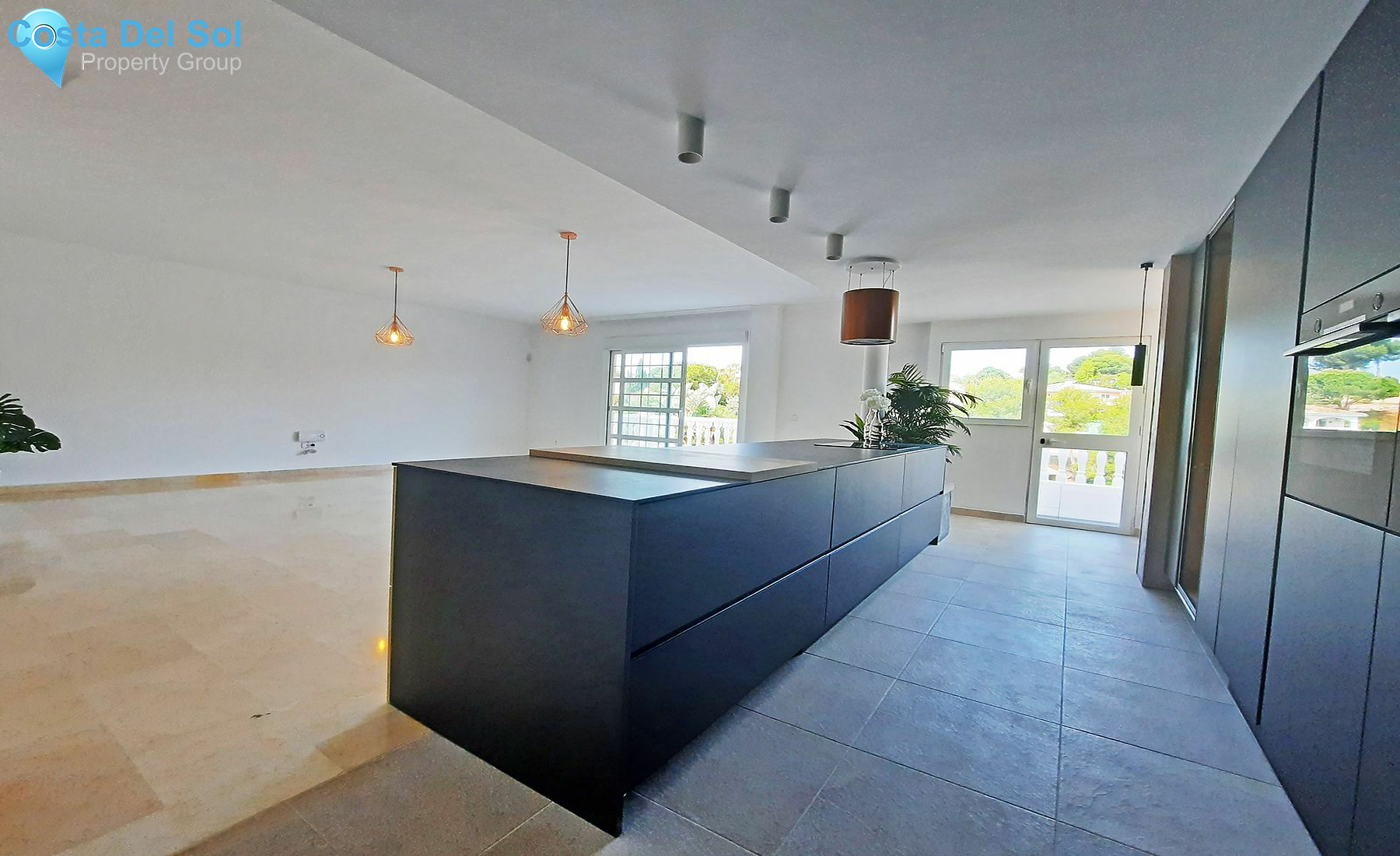 Detached Villa in Calahonda-1160581