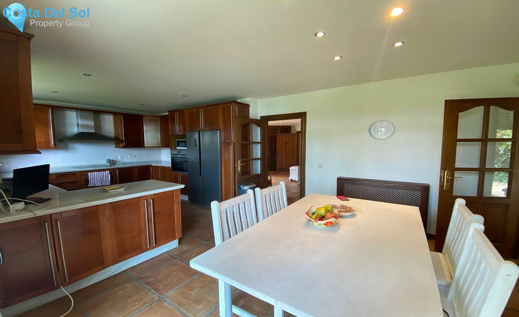 Detached Villa in Calahonda-1202033